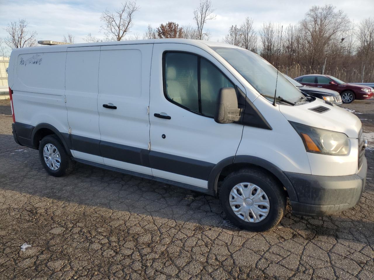 Photo 3 VIN: 1FTYE1ZM8GKA43743 - FORD TRANSIT 