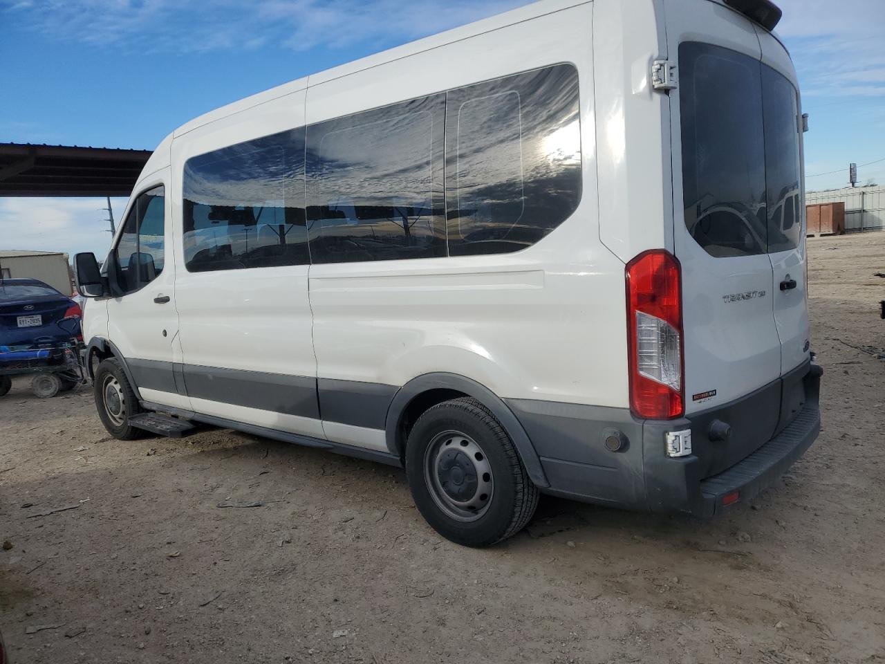 Photo 1 VIN: 1FTYE2CM5JKA58240 - FORD TRANSIT 