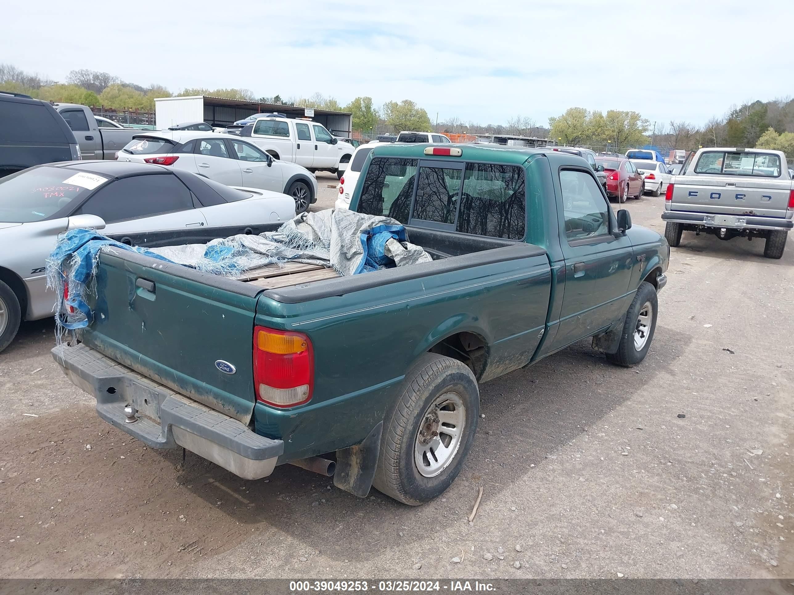 Photo 3 VIN: 1FTYR10C1XUB86773 - FORD RANGER 