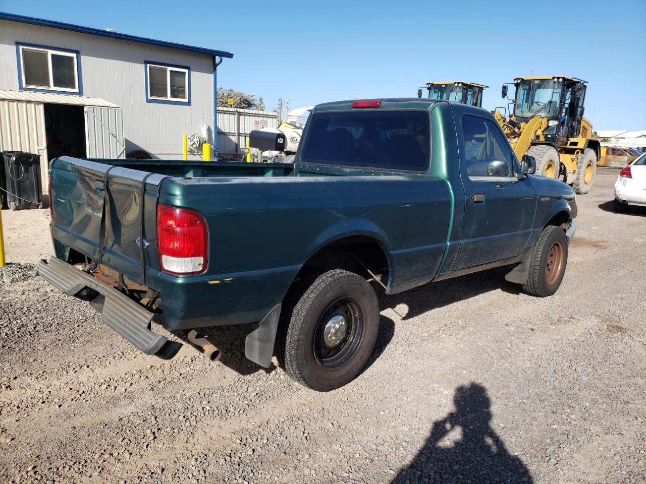 Photo 2 VIN: 1FTYR10C2YPC16489 - FORD RANGER 