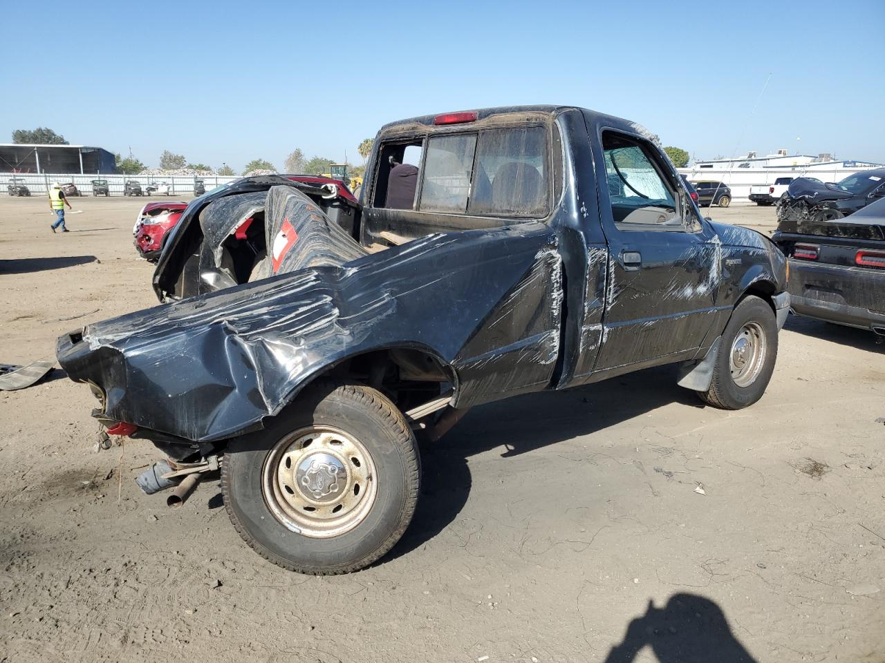 Photo 2 VIN: 1FTYR10C41PA47419 - FORD RANGER 