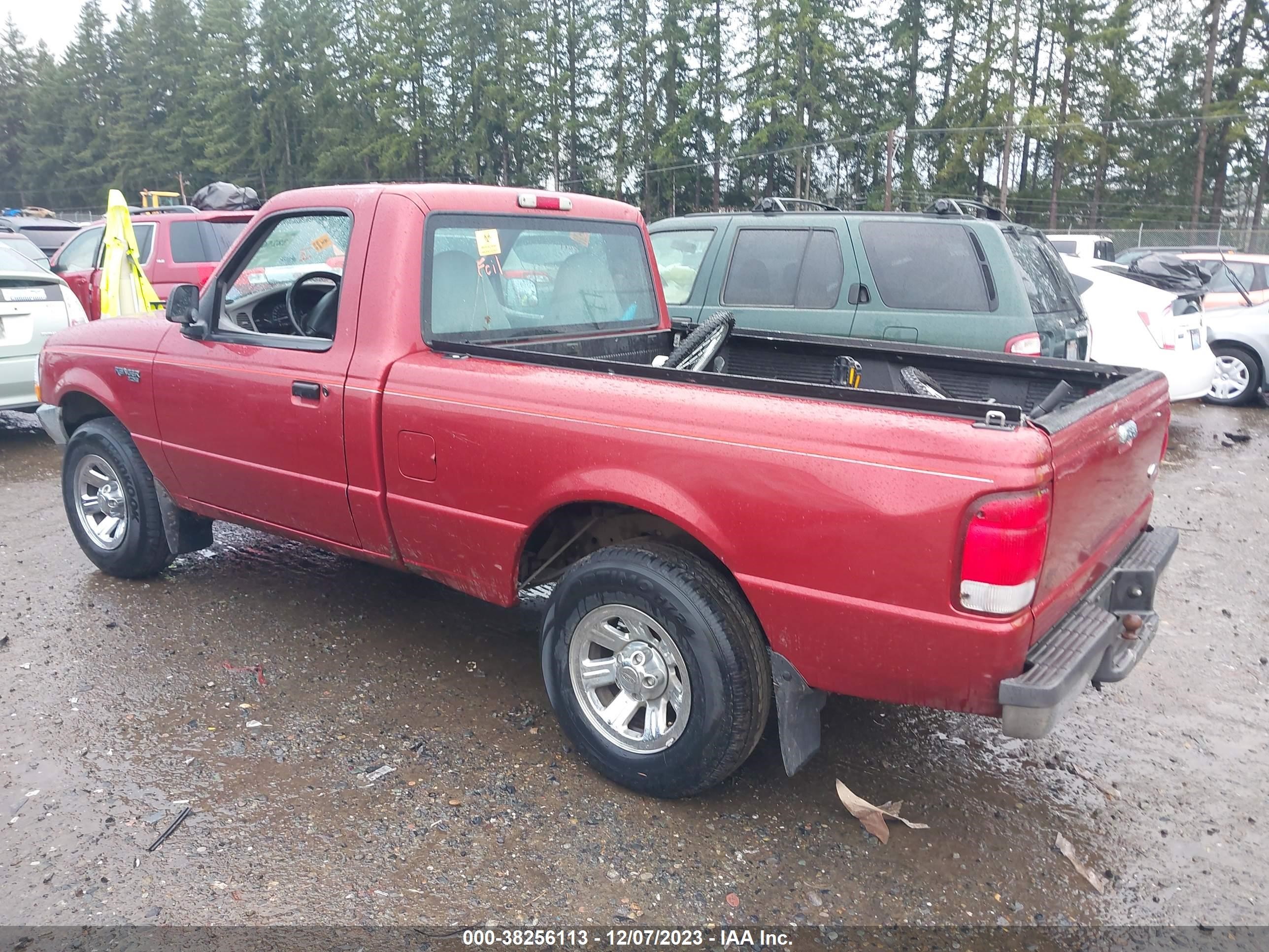 Photo 2 VIN: 1FTYR10C4YPB11937 - FORD RANGER 