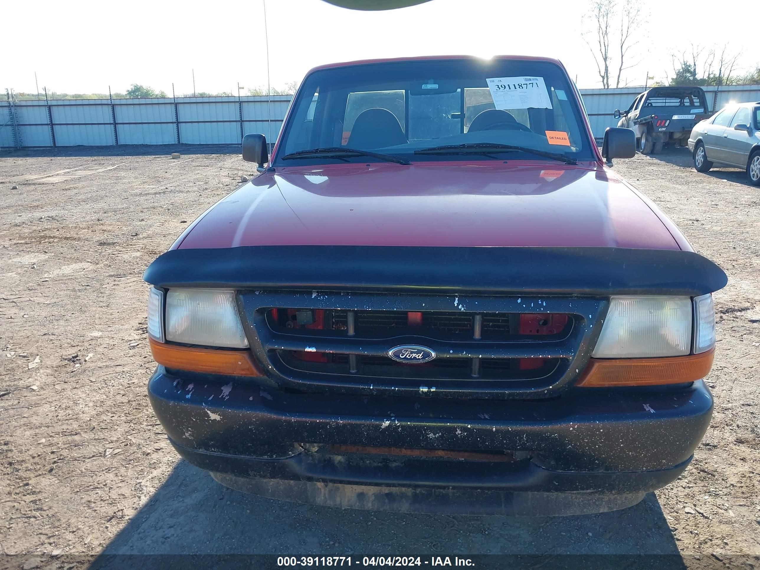 Photo 12 VIN: 1FTYR10C5WPA33567 - FORD RANGER 