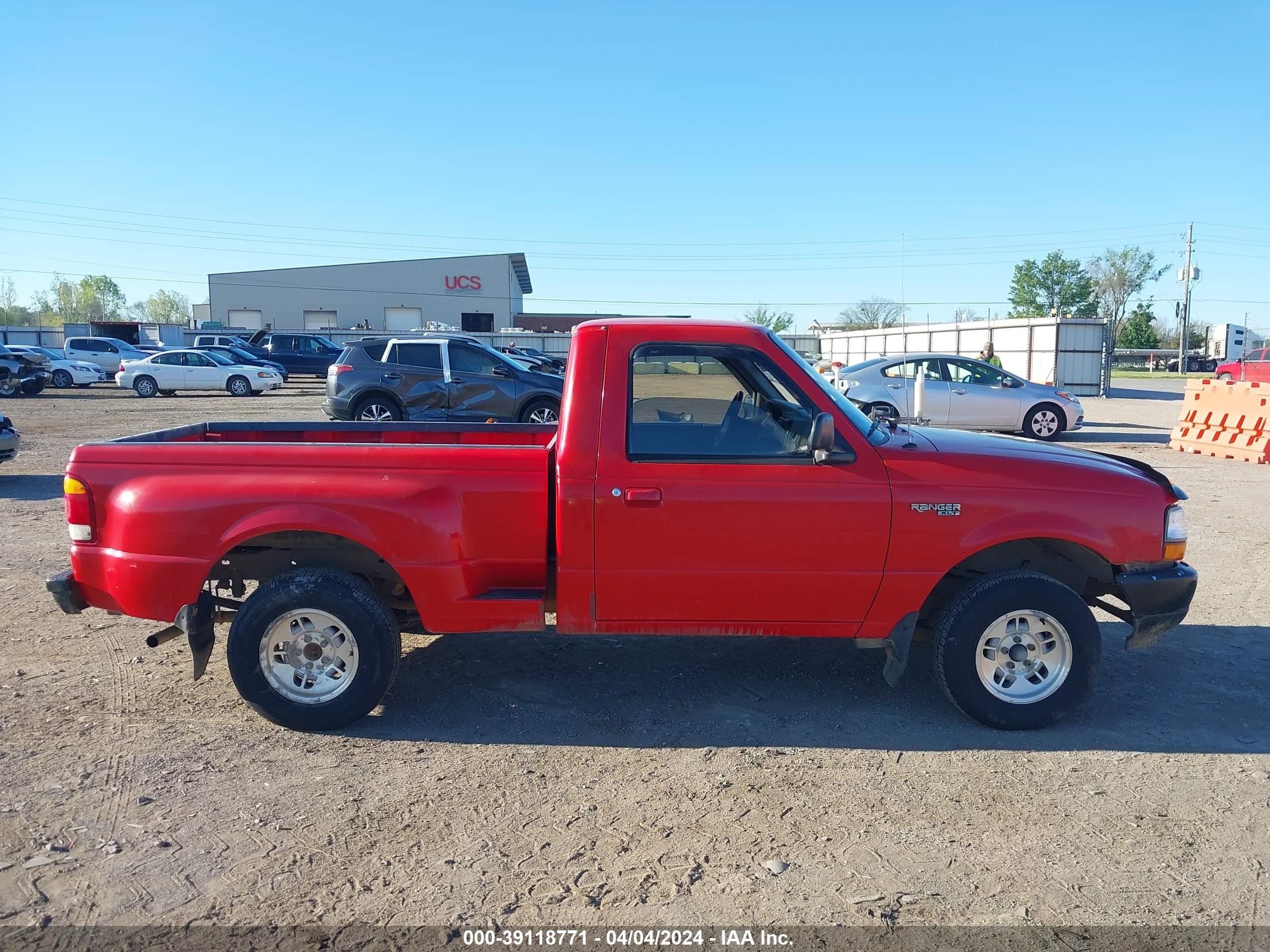 Photo 13 VIN: 1FTYR10C5WPA33567 - FORD RANGER 