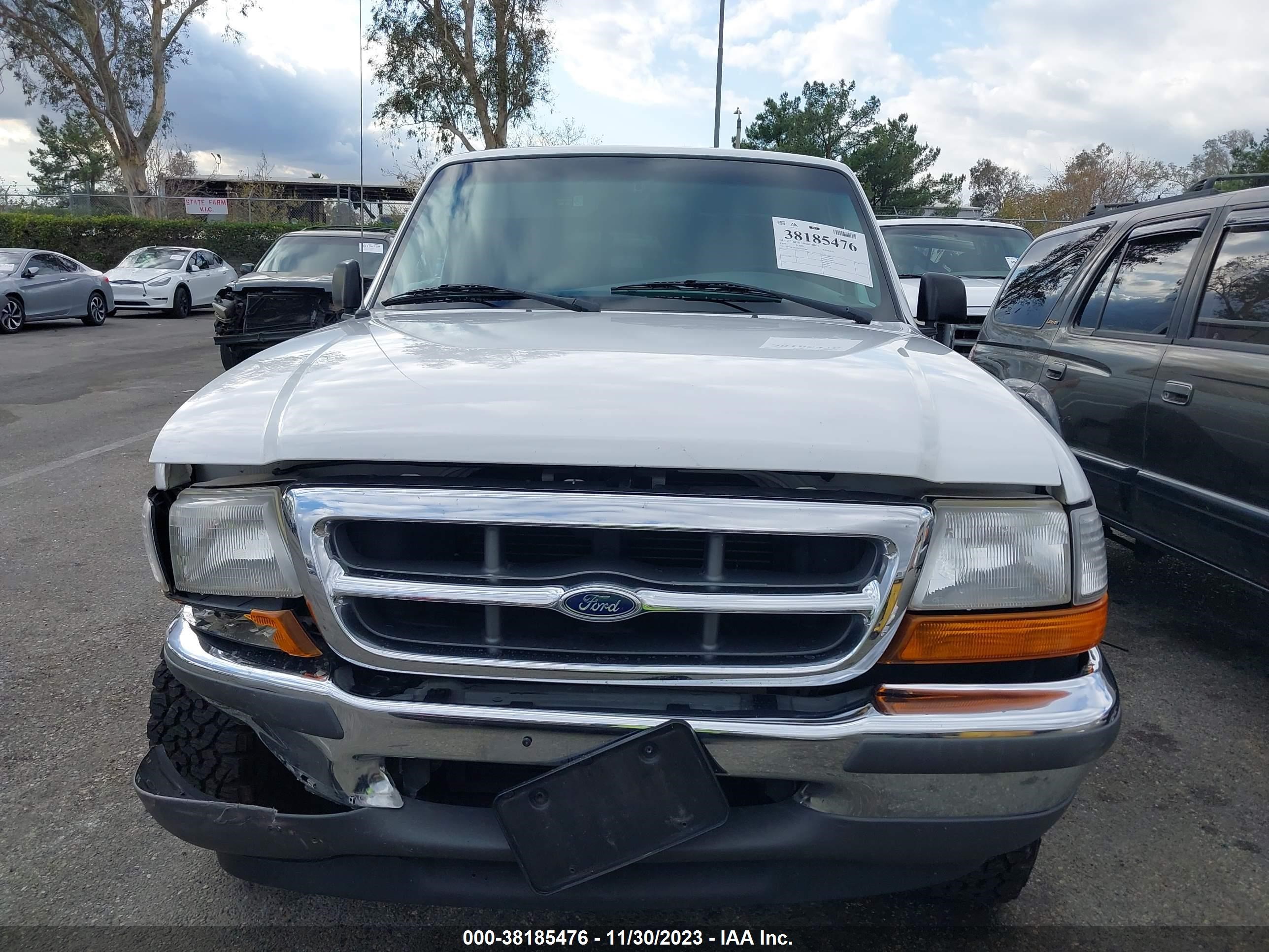 Photo 11 VIN: 1FTYR10C5WUC07980 - FORD RANGER 