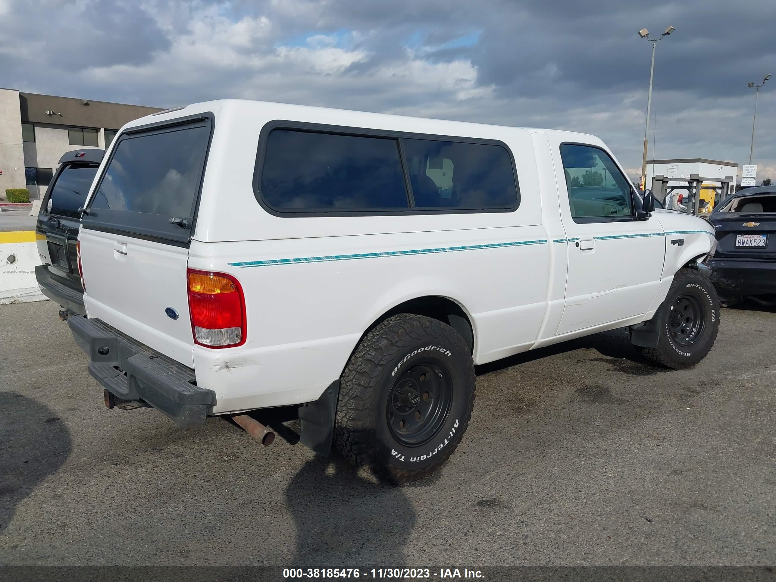 Photo 3 VIN: 1FTYR10C5WUC07980 - FORD RANGER 