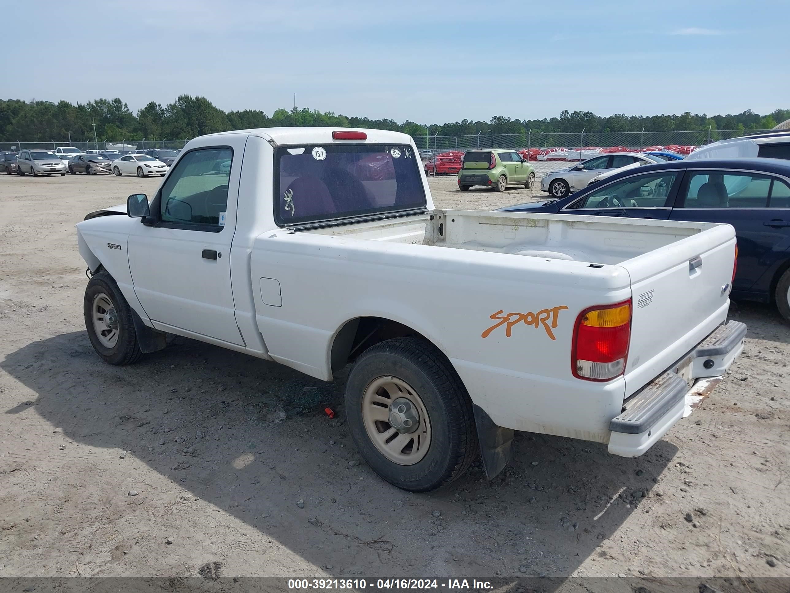 Photo 2 VIN: 1FTYR10C5XPA12854 - FORD RANGER 