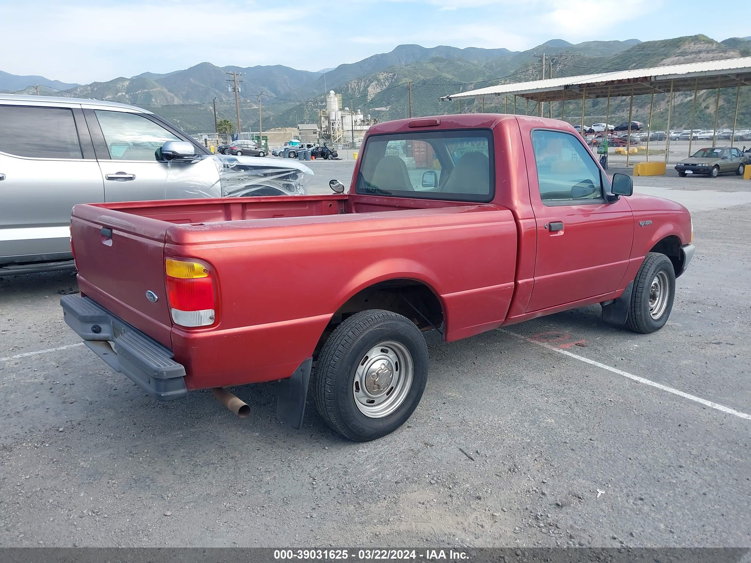 Photo 3 VIN: 1FTYR10C6XUB06853 - FORD RANGER 