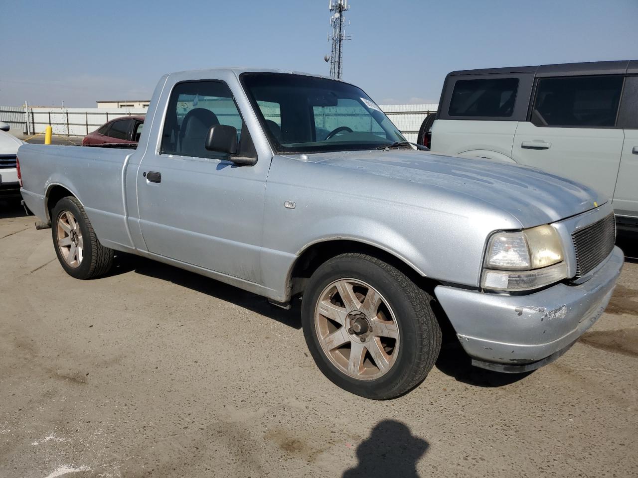 Photo 3 VIN: 1FTYR10C7YPA00394 - FORD RANGER 