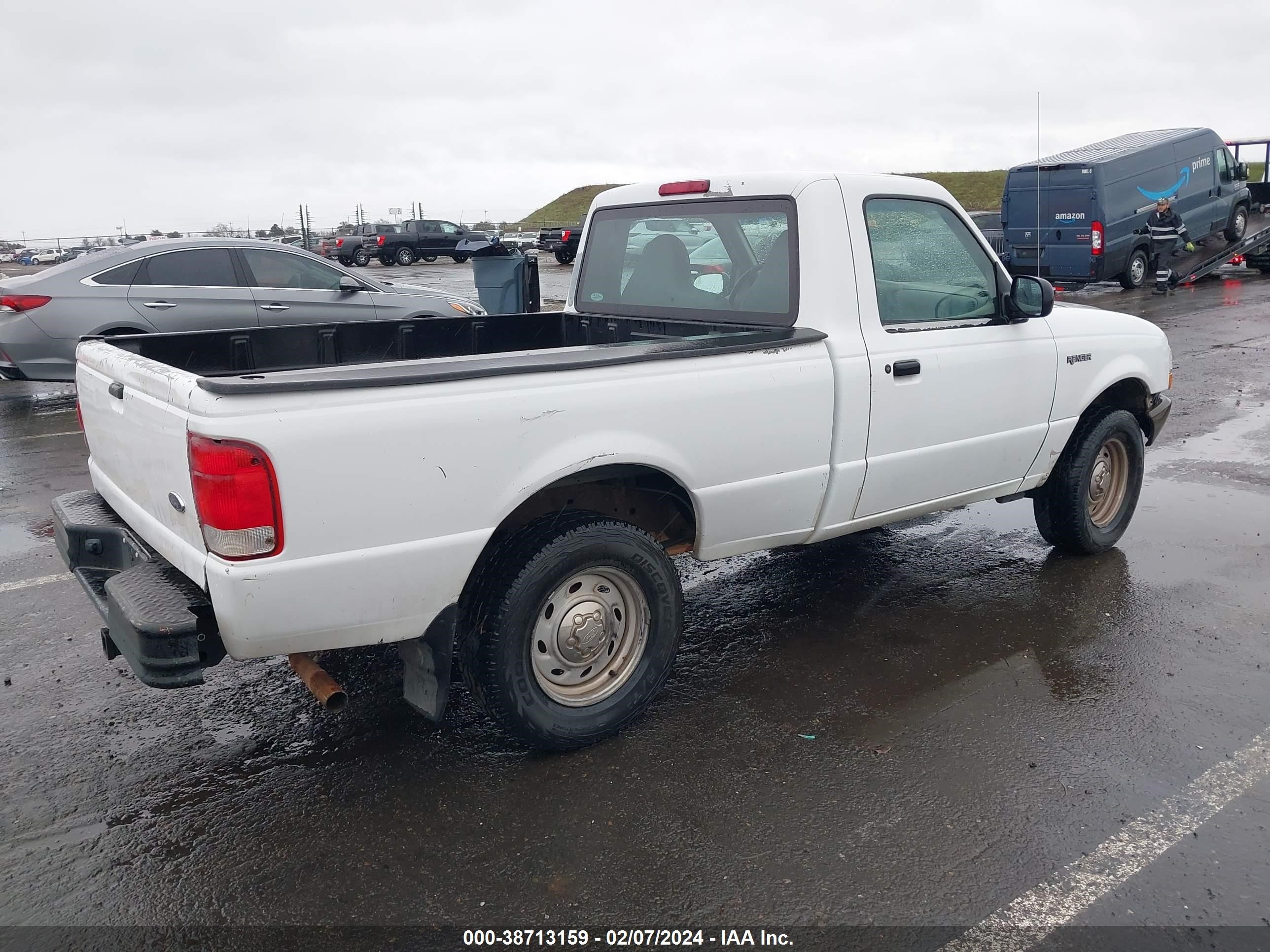 Photo 3 VIN: 1FTYR10C8YPA04695 - FORD RANGER 