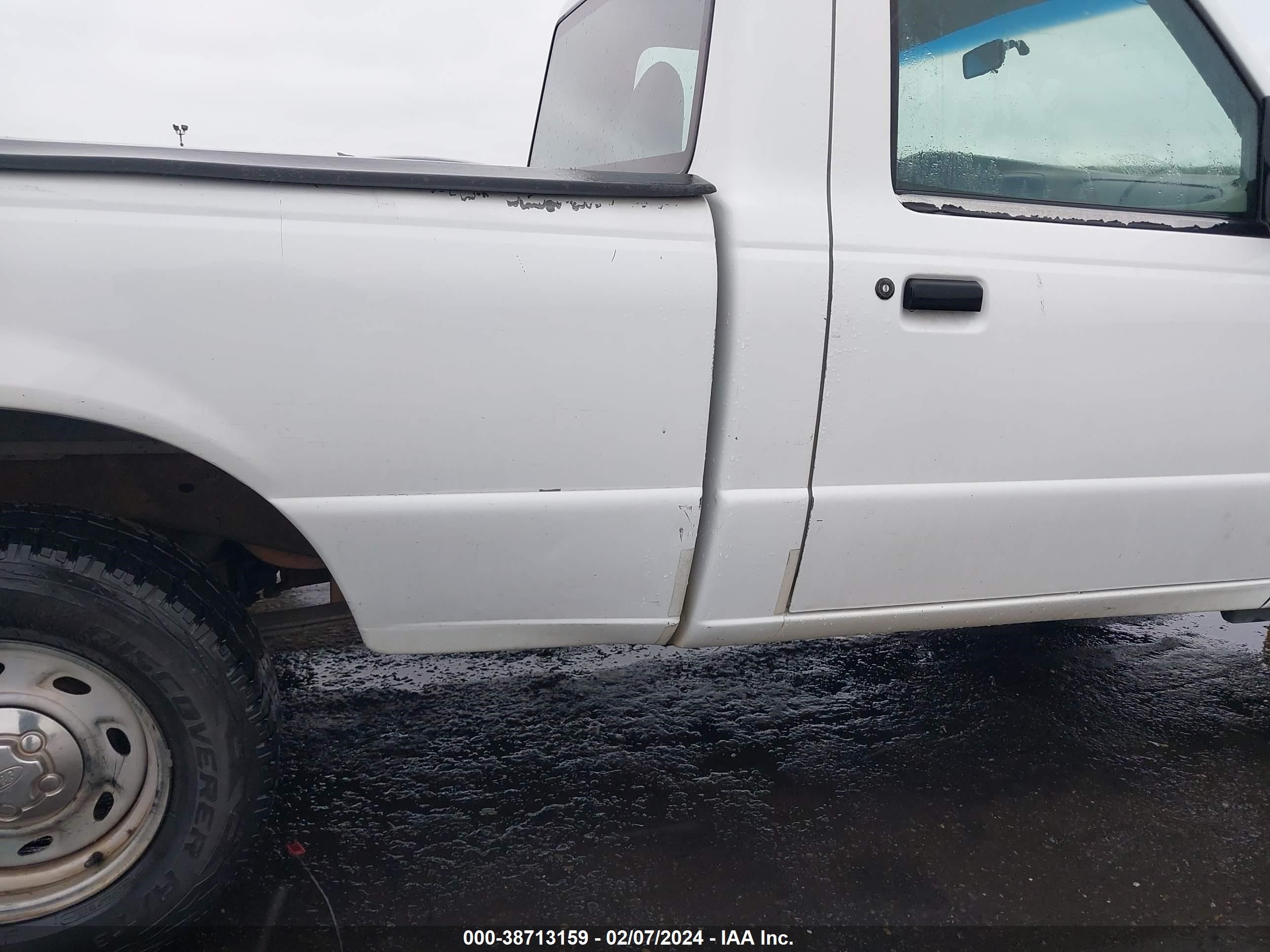 Photo 5 VIN: 1FTYR10C8YPA04695 - FORD RANGER 