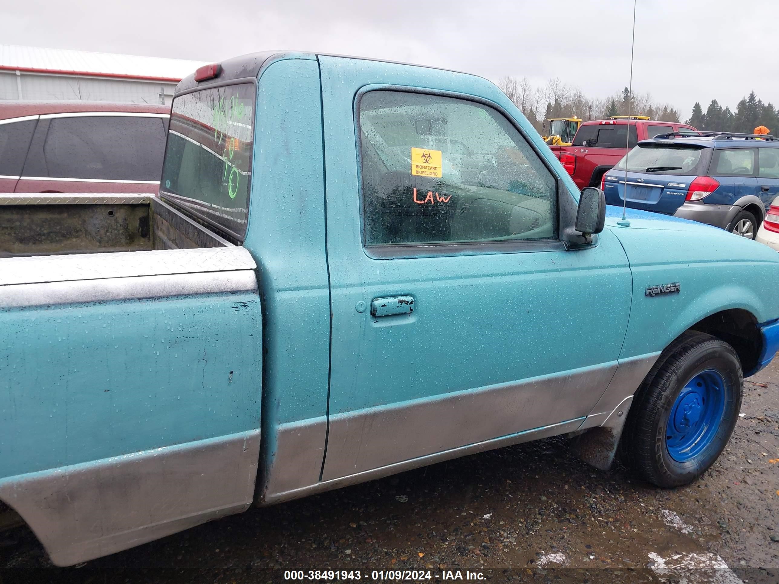 Photo 11 VIN: 1FTYR10C8YPC17260 - FORD RANGER 