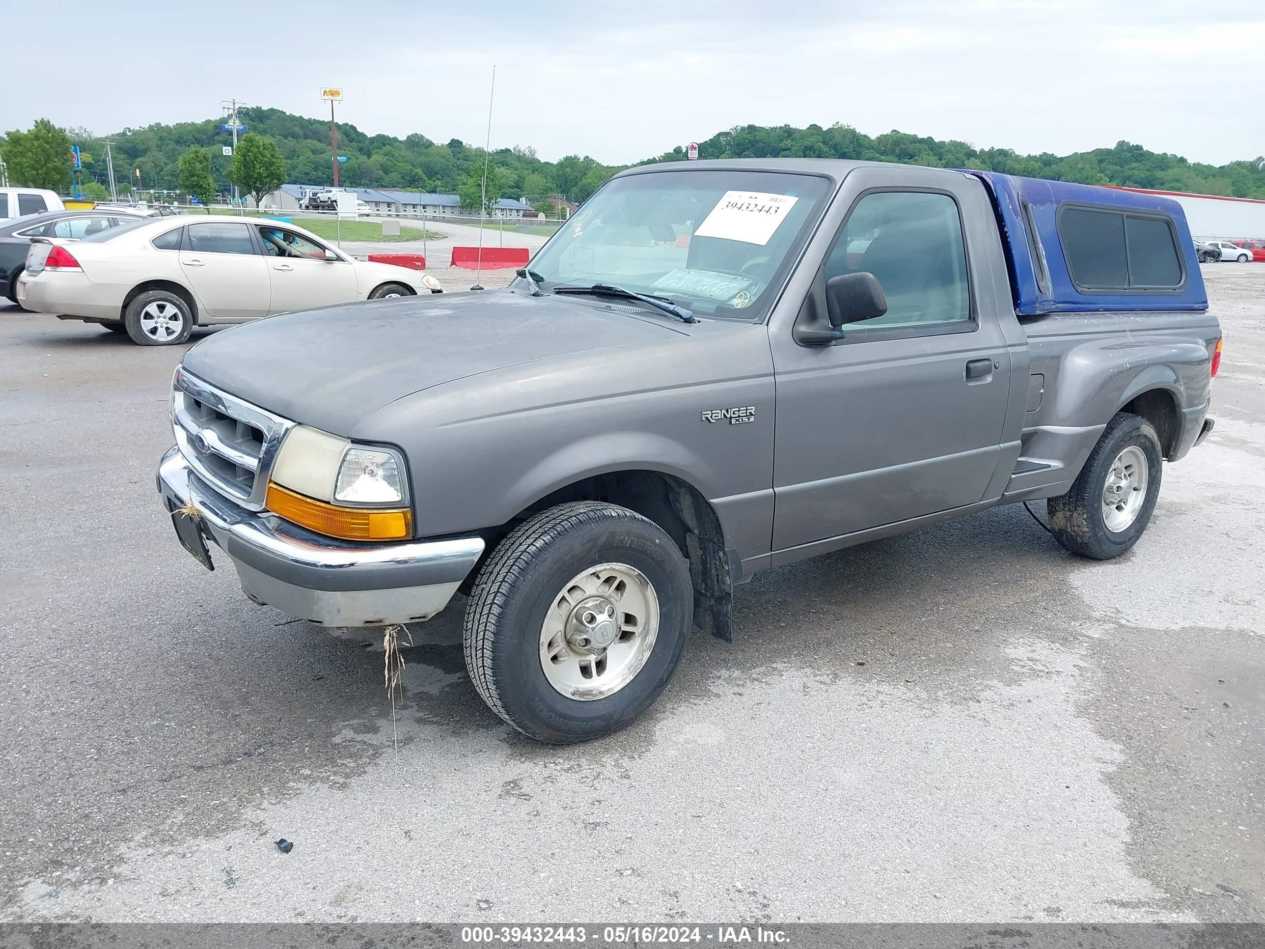 Photo 1 VIN: 1FTYR10C9WPA55992 - FORD RANGER 