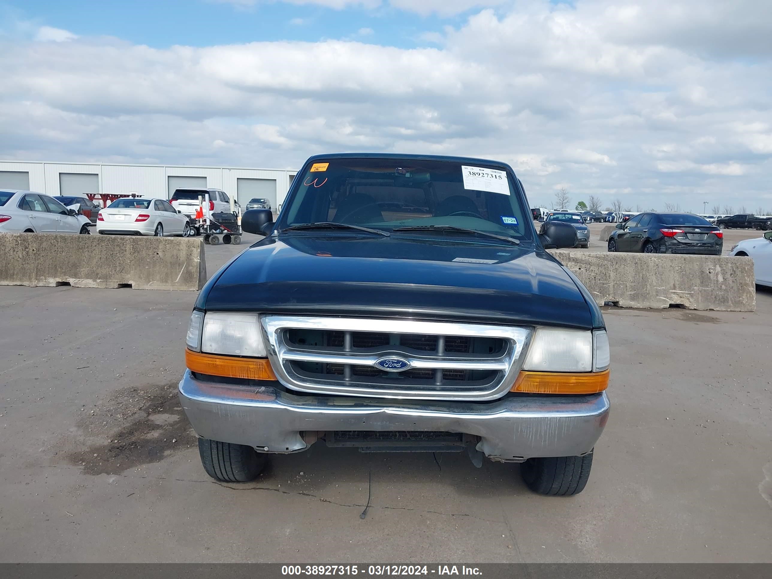 Photo 11 VIN: 1FTYR10C9YPA96853 - FORD RANGER 