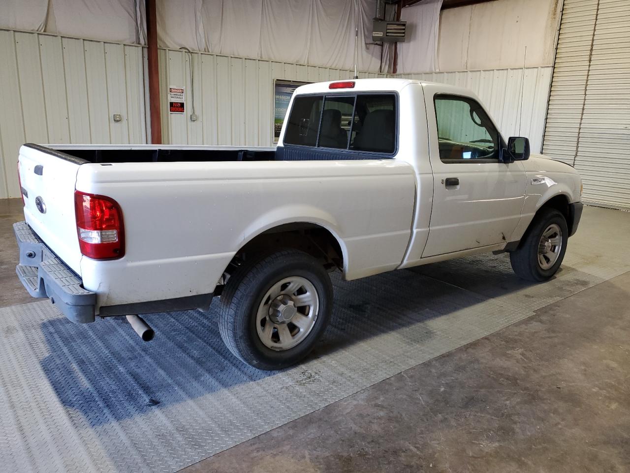 Photo 2 VIN: 1FTYR10D08PA84907 - FORD RANGER 