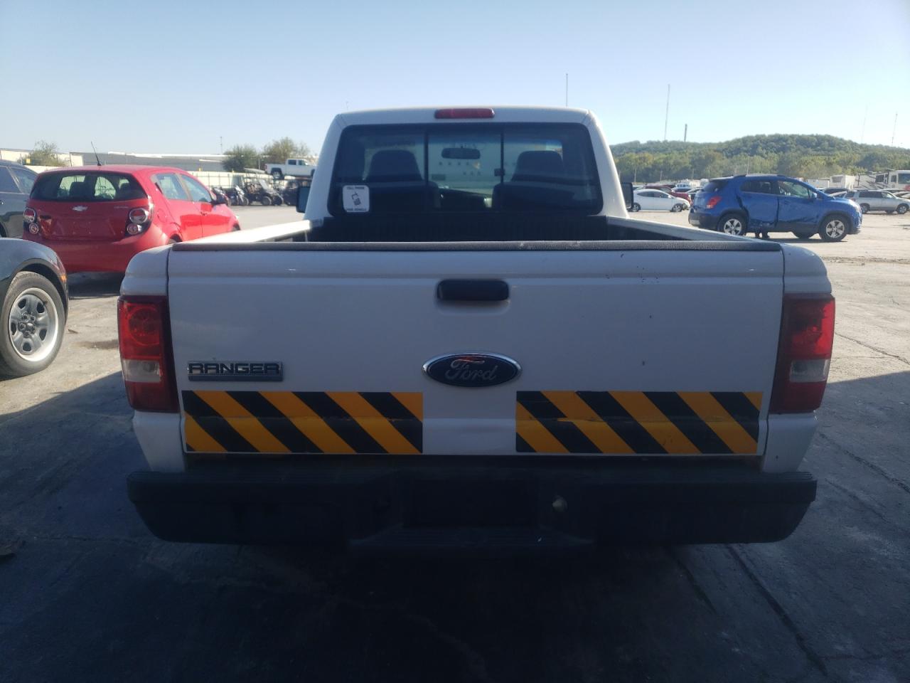 Photo 5 VIN: 1FTYR10D17PA31647 - FORD RANGER 