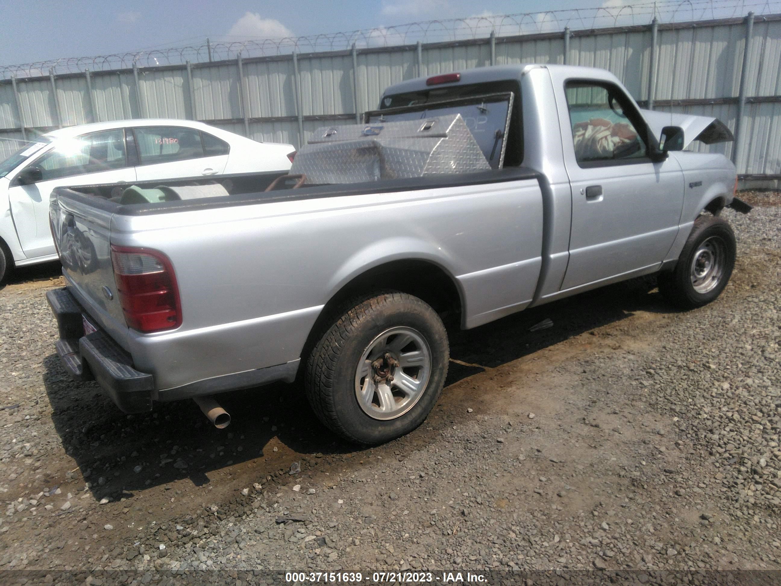 Photo 3 VIN: 1FTYR10D34PA37347 - FORD RANGER 