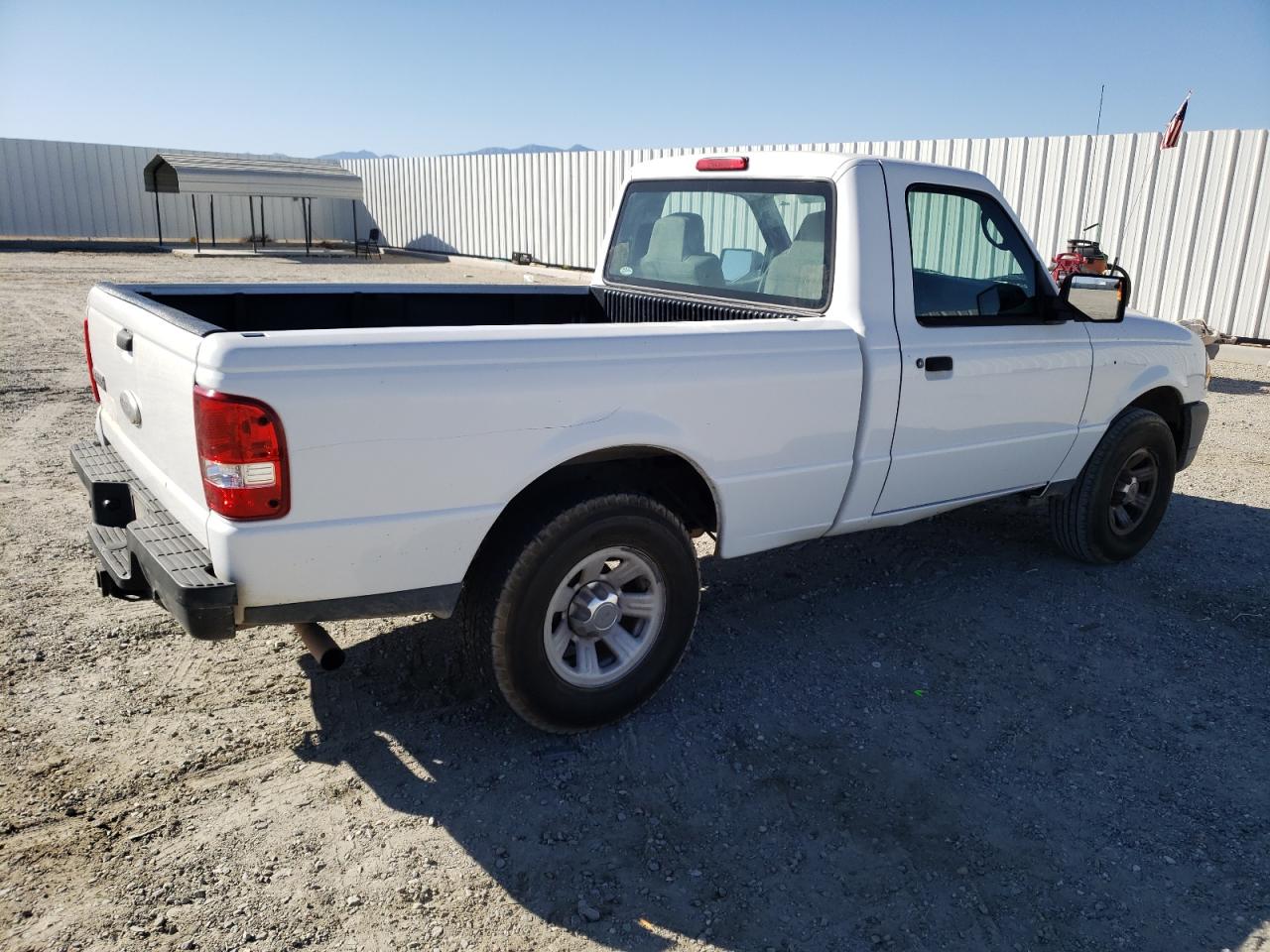 Photo 2 VIN: 1FTYR10D39PA55113 - FORD RANGER 