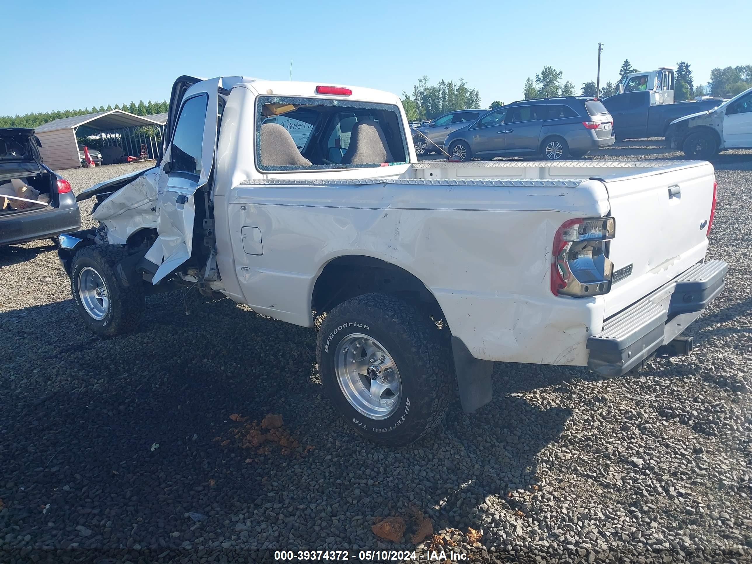 Photo 2 VIN: 1FTYR10D43PB23863 - FORD RANGER 