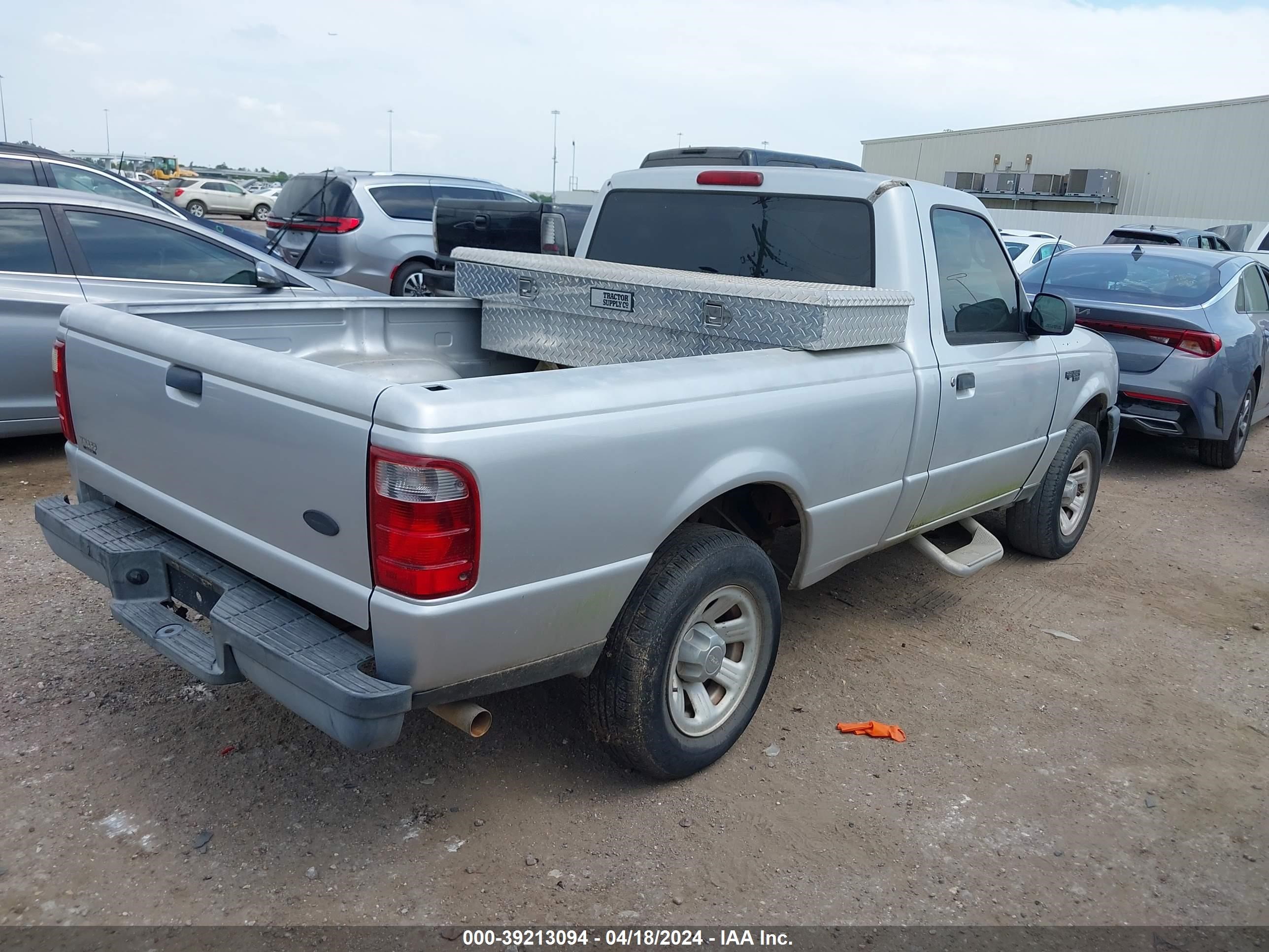 Photo 3 VIN: 1FTYR10D44PA92096 - FORD RANGER 