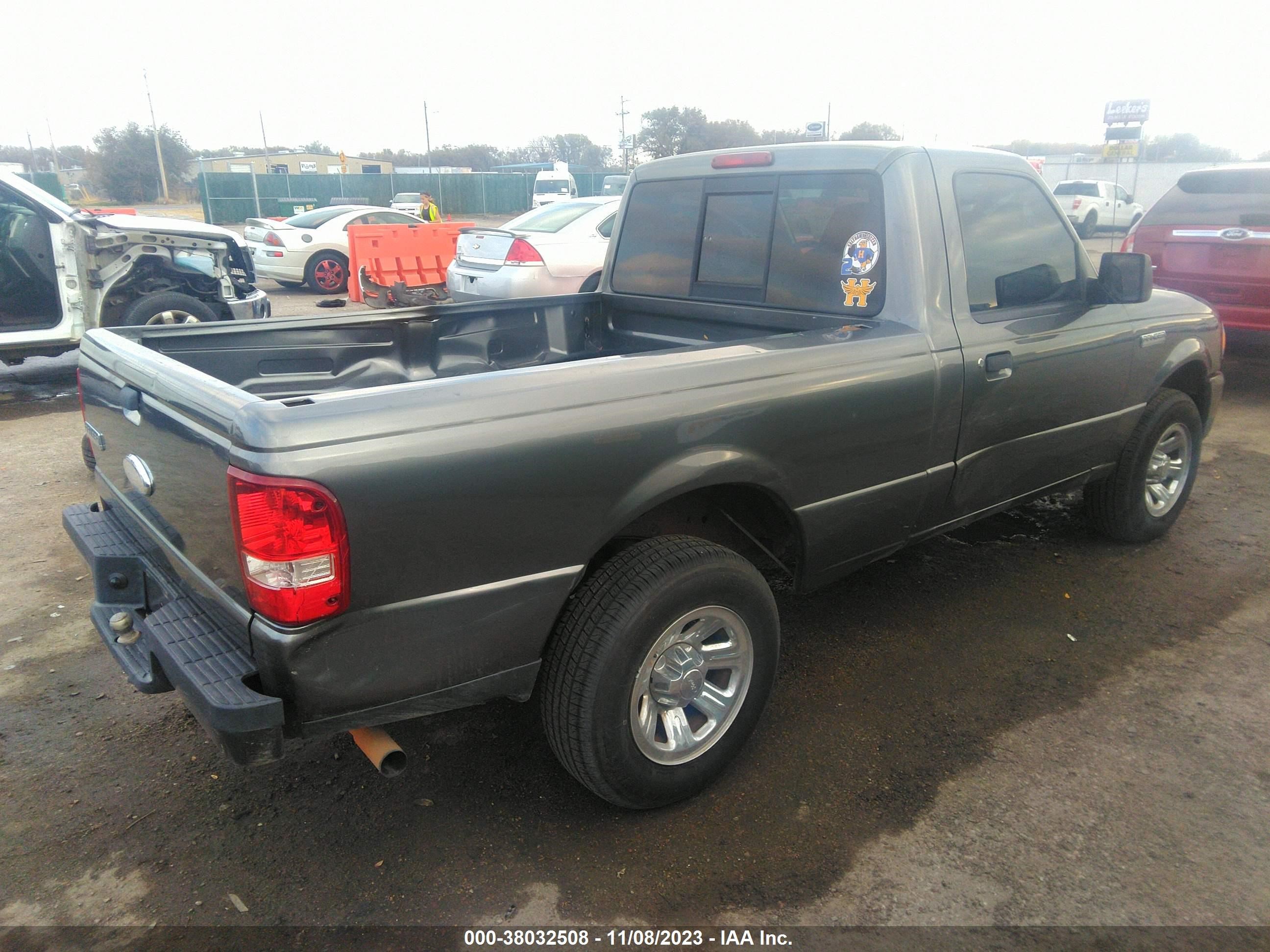 Photo 3 VIN: 1FTYR10D47PA46045 - FORD RANGER 