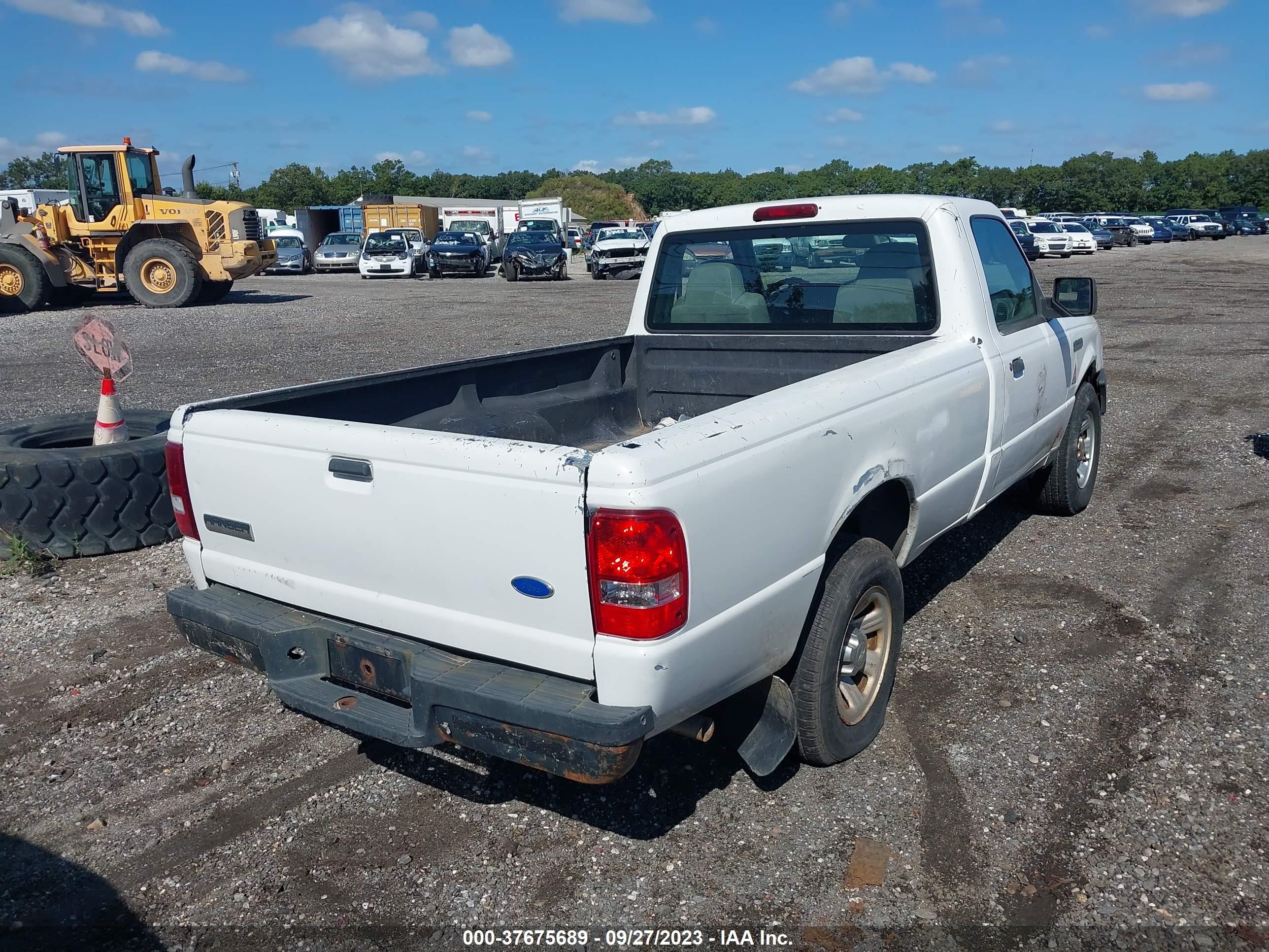 Photo 3 VIN: 1FTYR10D48PA01088 - FORD RANGER 