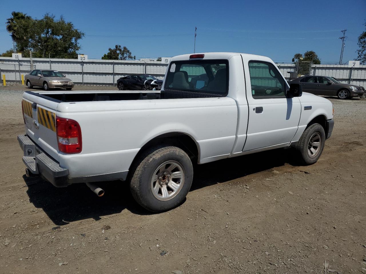 Photo 2 VIN: 1FTYR10D59PA63116 - FORD RANGER 