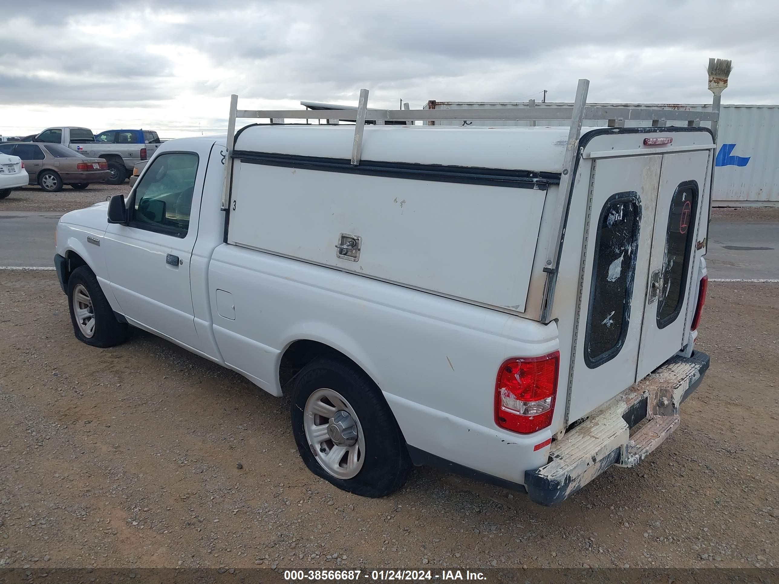 Photo 2 VIN: 1FTYR10D67PA57242 - FORD RANGER 