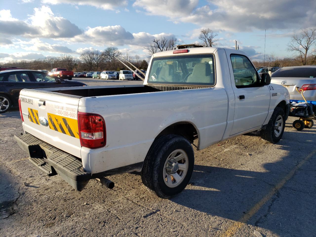 Photo 2 VIN: 1FTYR10D67PA98969 - FORD RANGER 