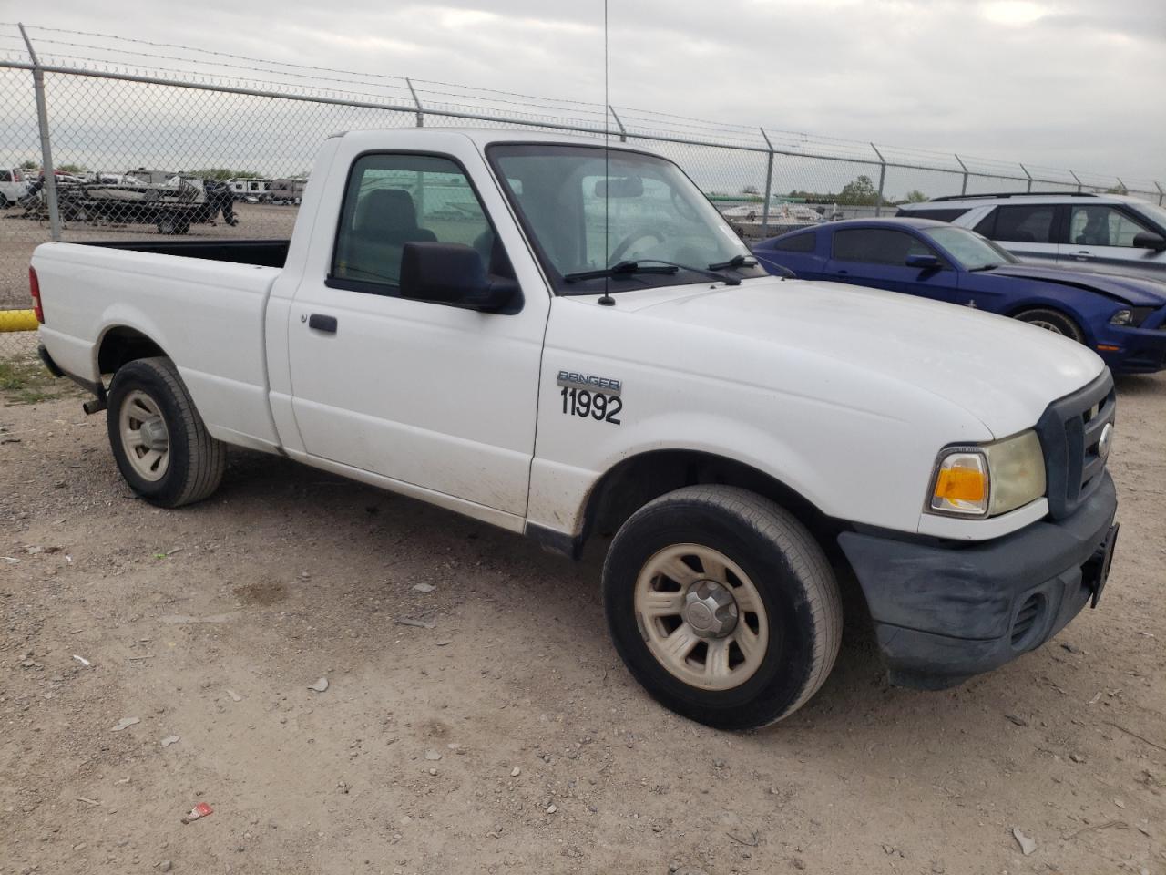 Photo 3 VIN: 1FTYR10D79PA16654 - FORD RANGER 