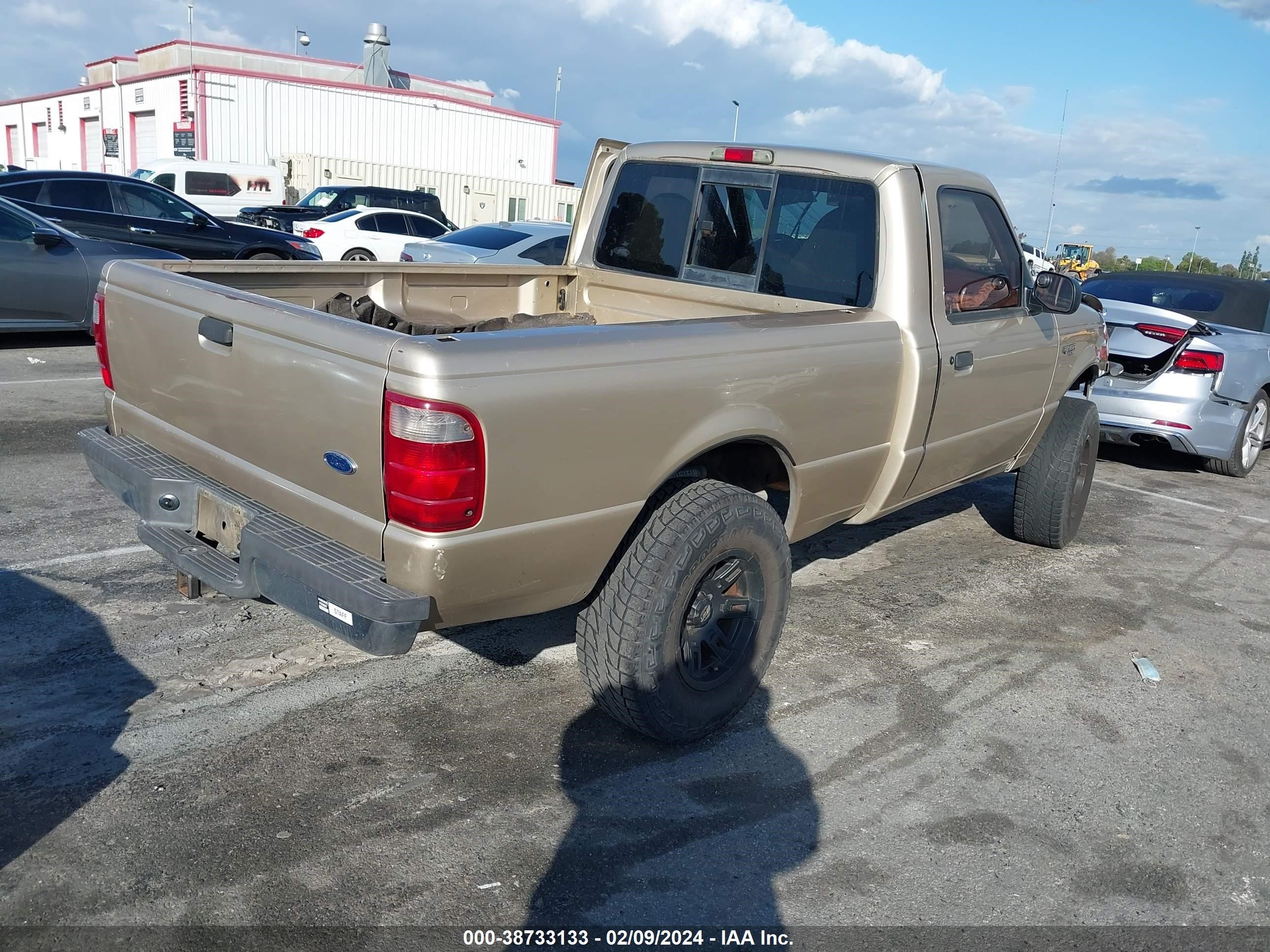 Photo 3 VIN: 1FTYR10D82PB24819 - FORD RANGER 