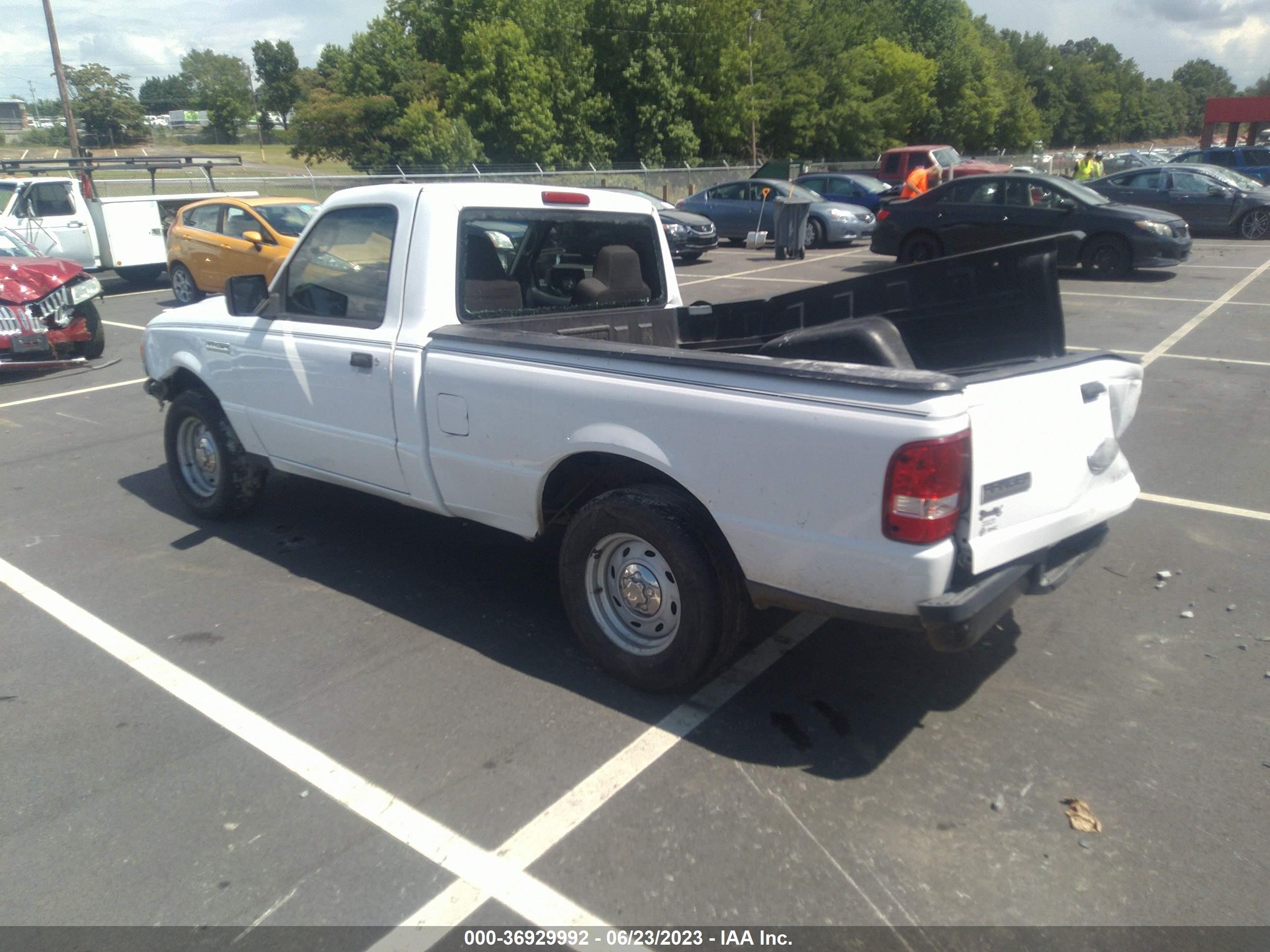 Photo 2 VIN: 1FTYR10D97PA12361 - FORD RANGER 