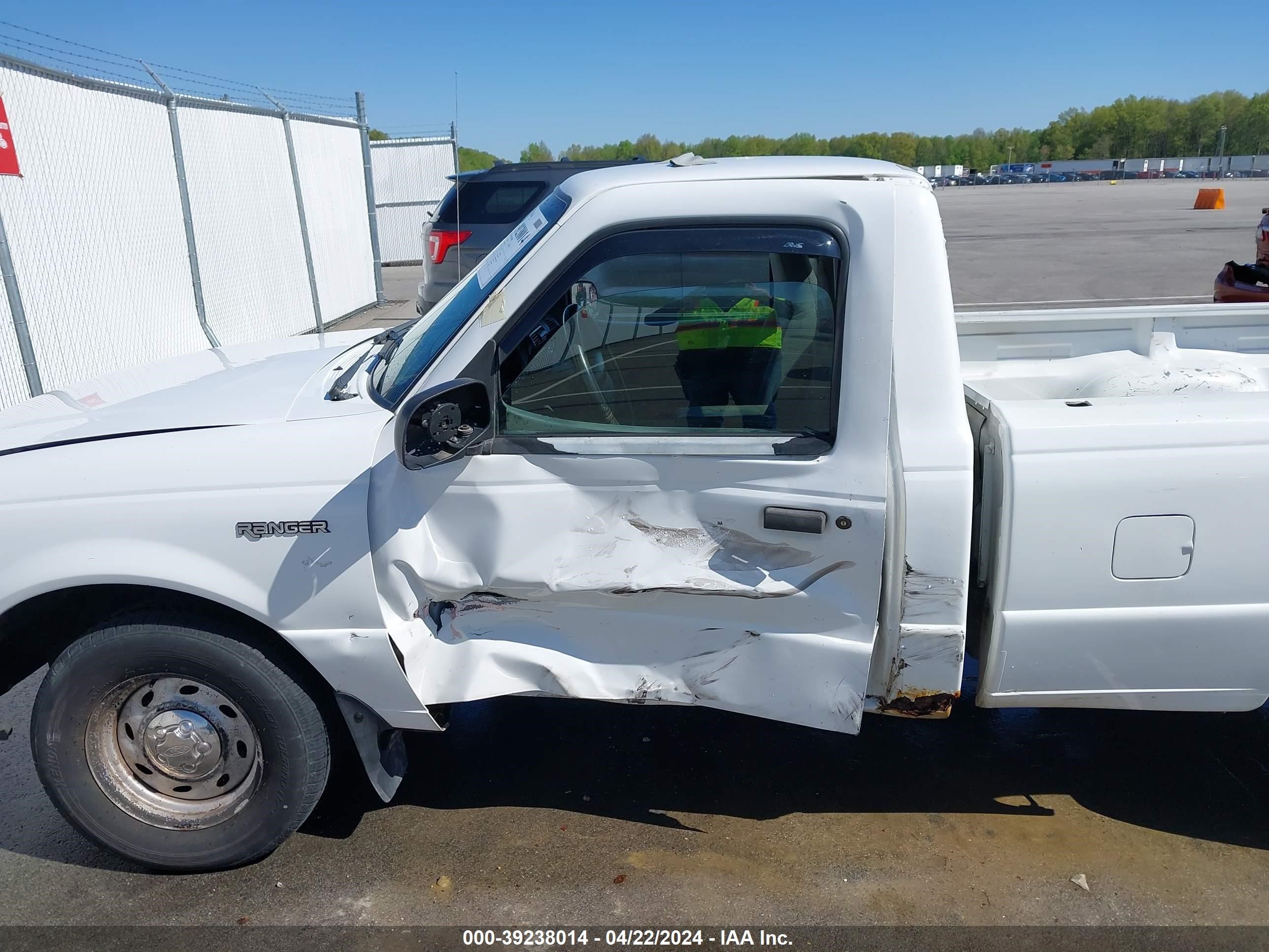 Photo 5 VIN: 1FTYR10E91PB63037 - FORD RANGER 