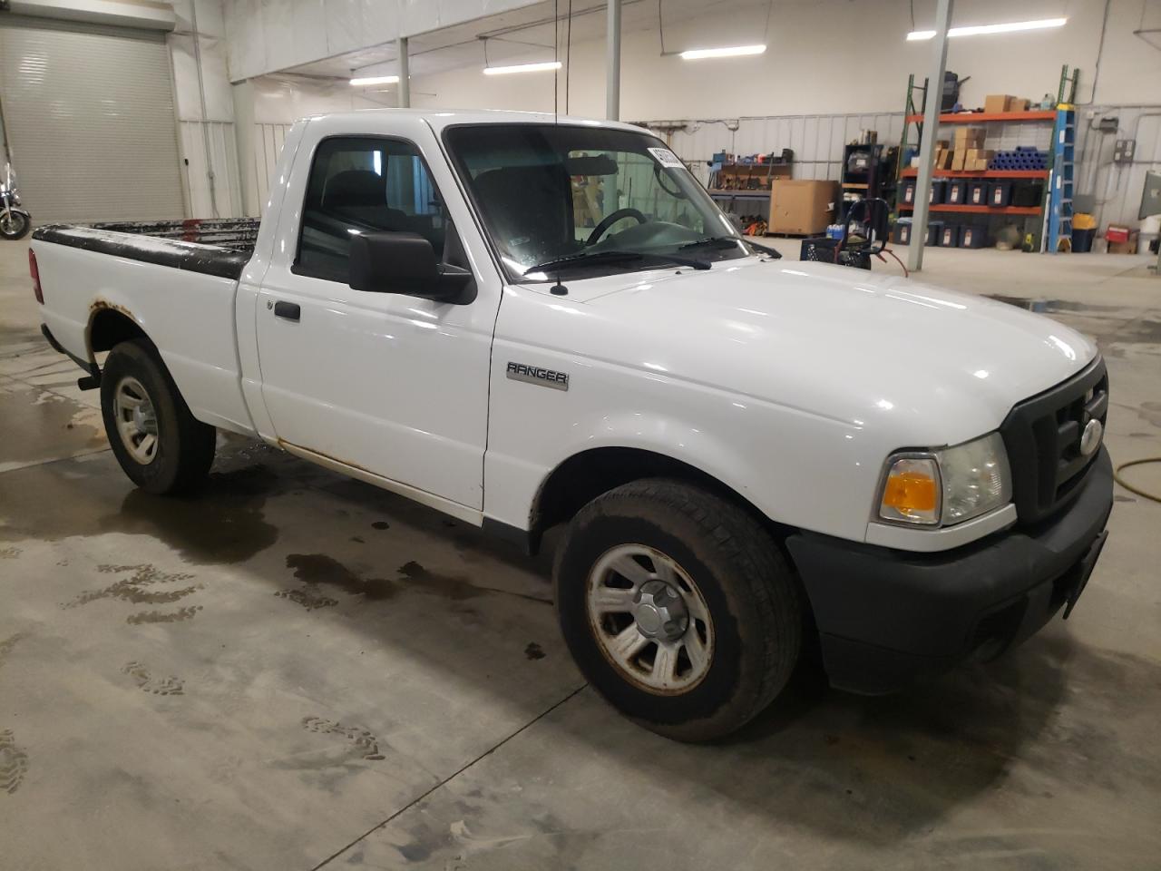 Photo 3 VIN: 1FTYR10U17PA61165 - FORD RANGER 