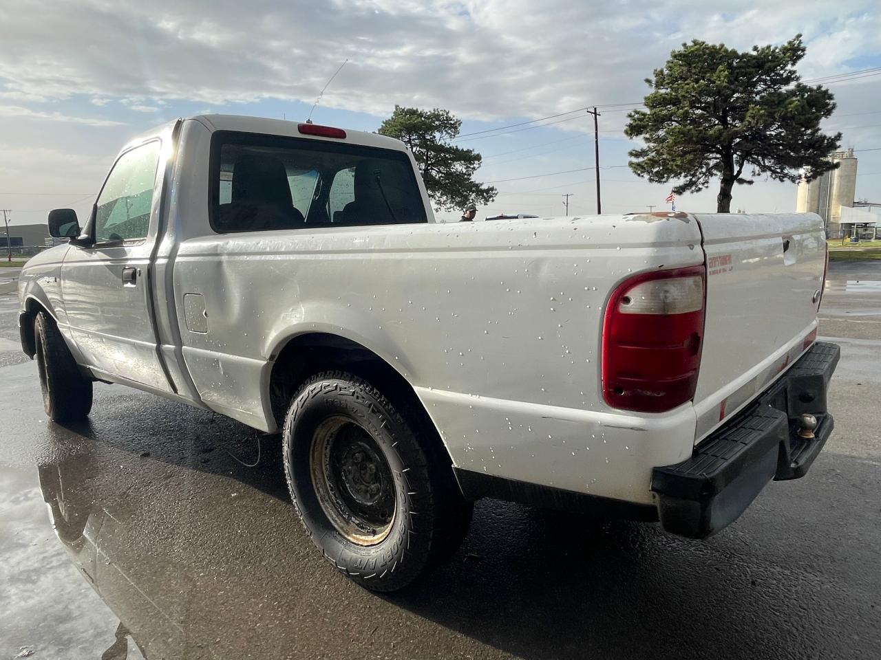 Photo 2 VIN: 1FTYR10U25PA69742 - FORD RANGER 