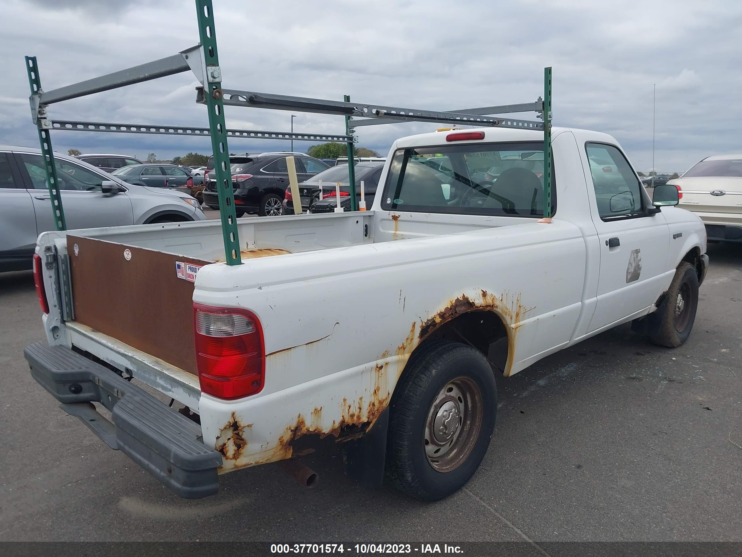 Photo 3 VIN: 1FTYR10U32PA55411 - FORD RANGER 