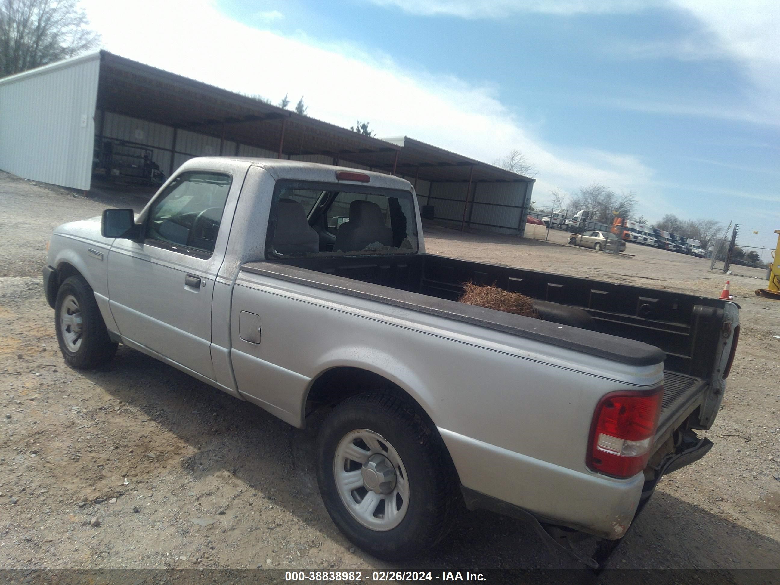 Photo 2 VIN: 1FTYR10U37PA72524 - FORD RANGER 