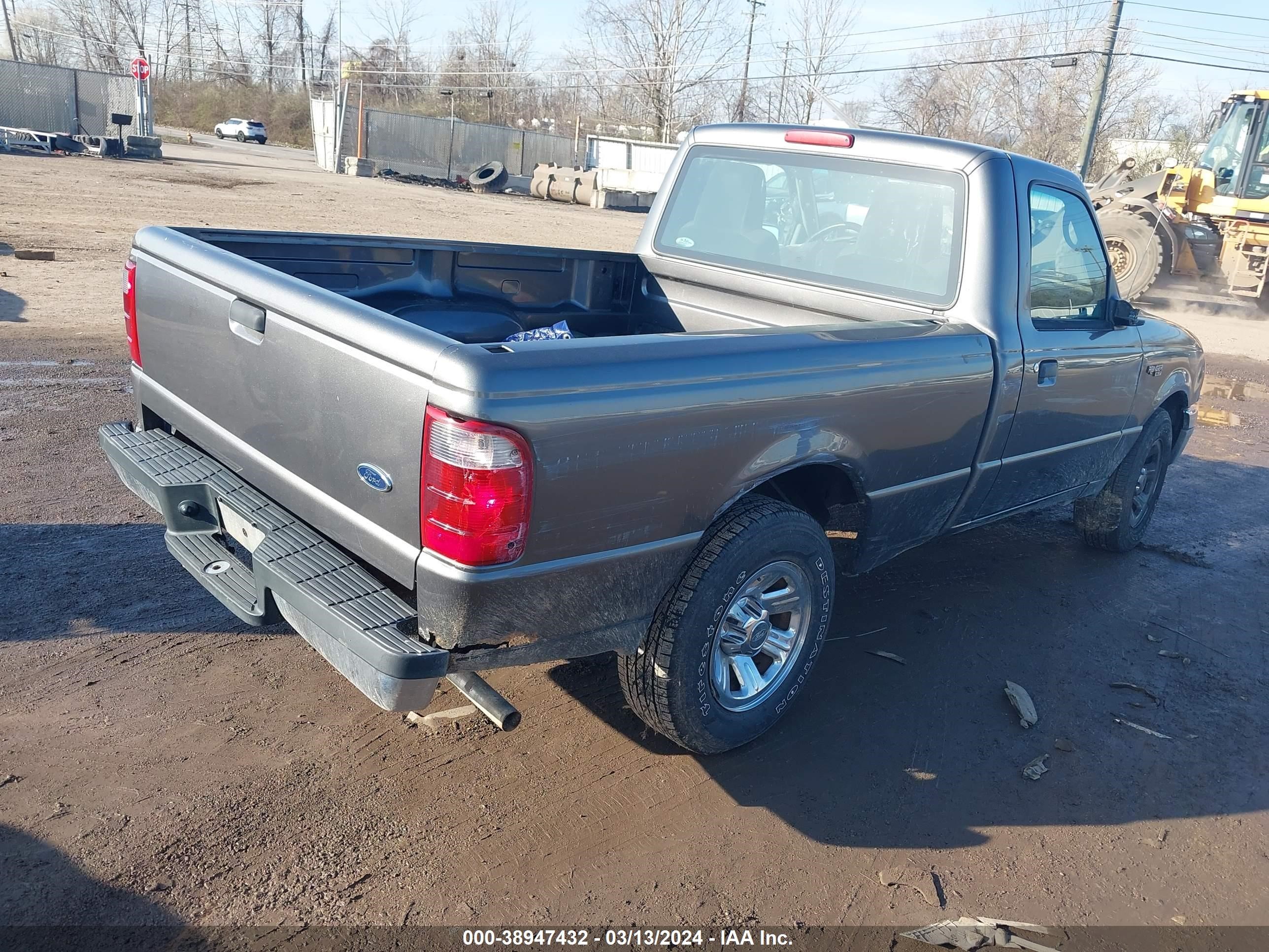 Photo 3 VIN: 1FTYR10U44PA64332 - FORD RANGER 