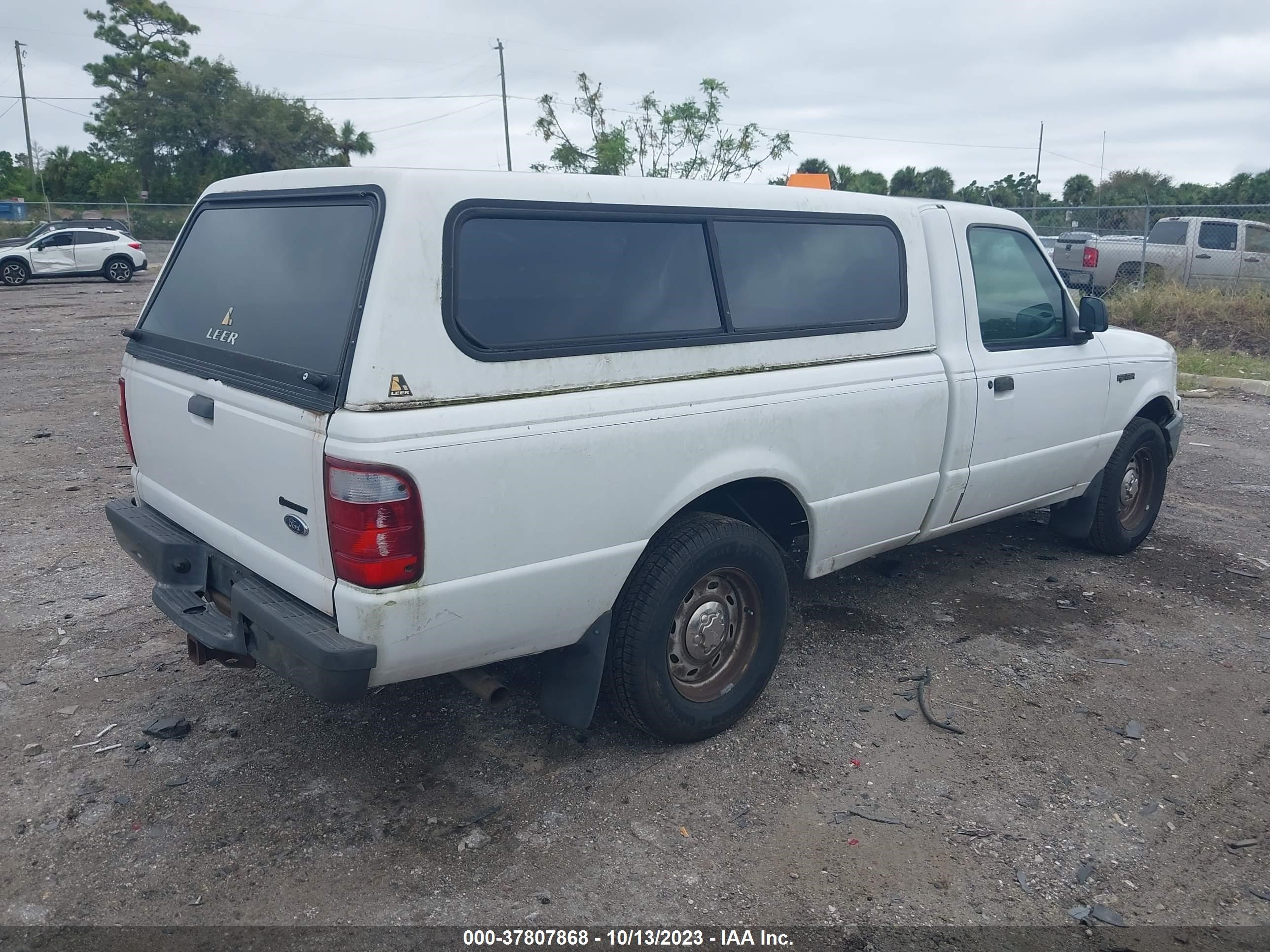 Photo 3 VIN: 1FTYR10U62PB24916 - FORD RANGER 