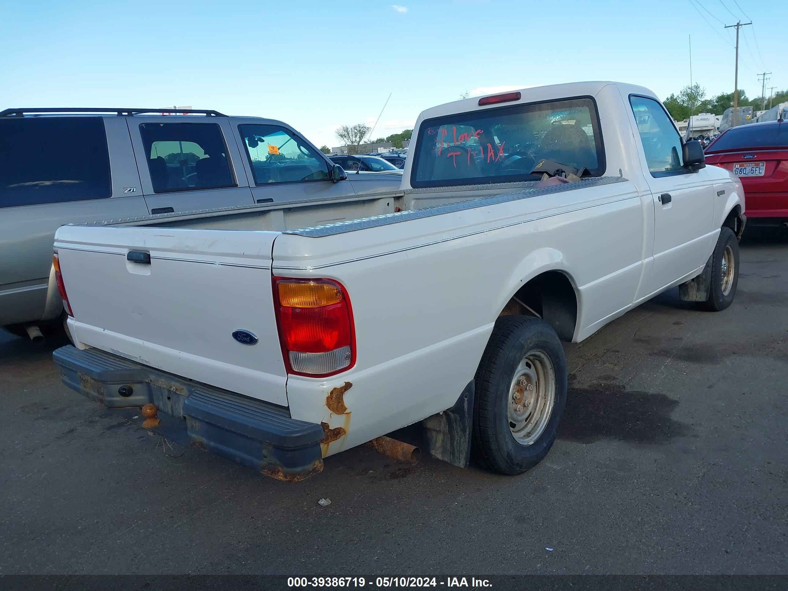 Photo 3 VIN: 1FTYR10U6WUA30221 - FORD RANGER 