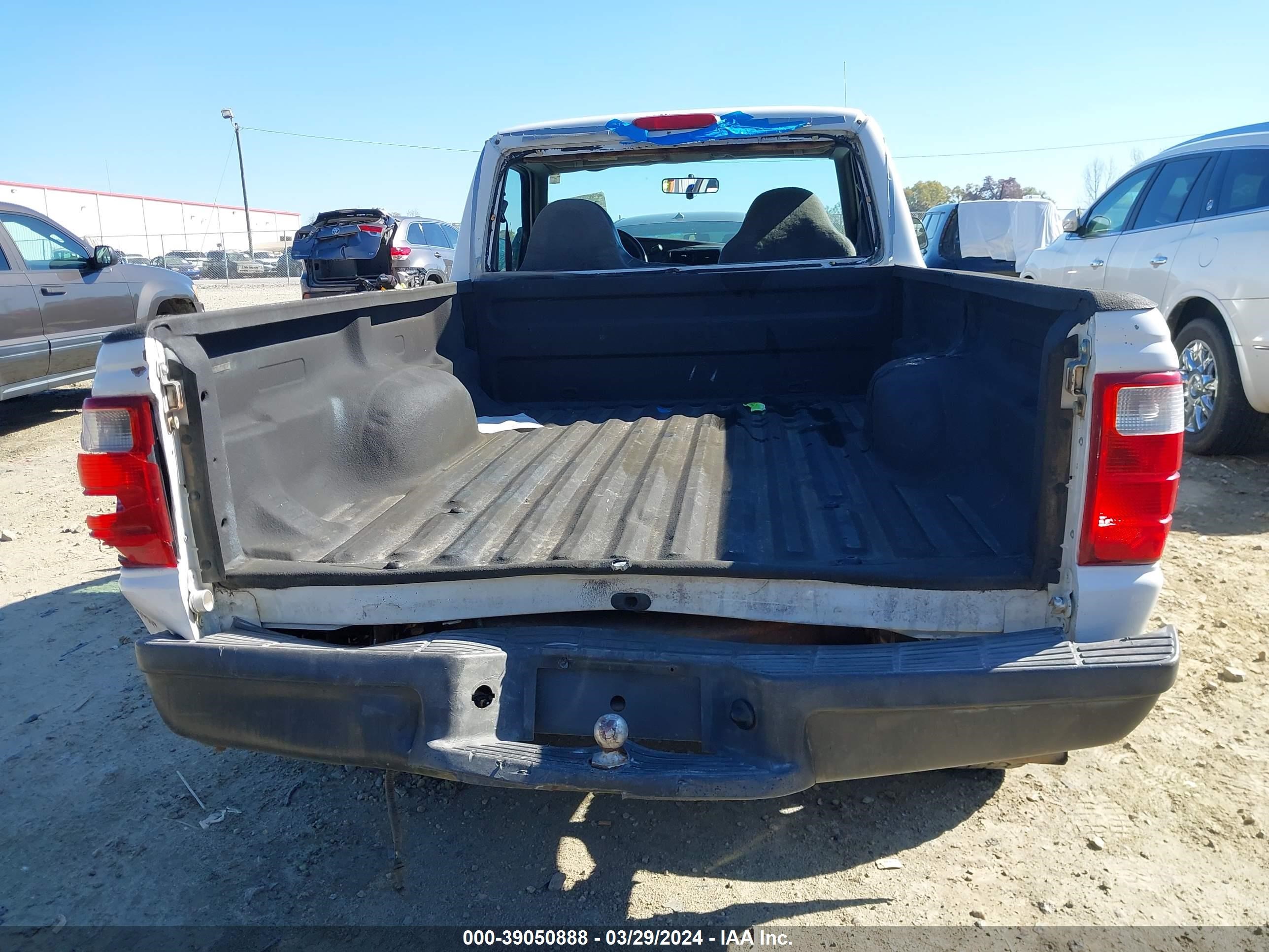 Photo 15 VIN: 1FTYR10U82TA54603 - FORD RANGER 