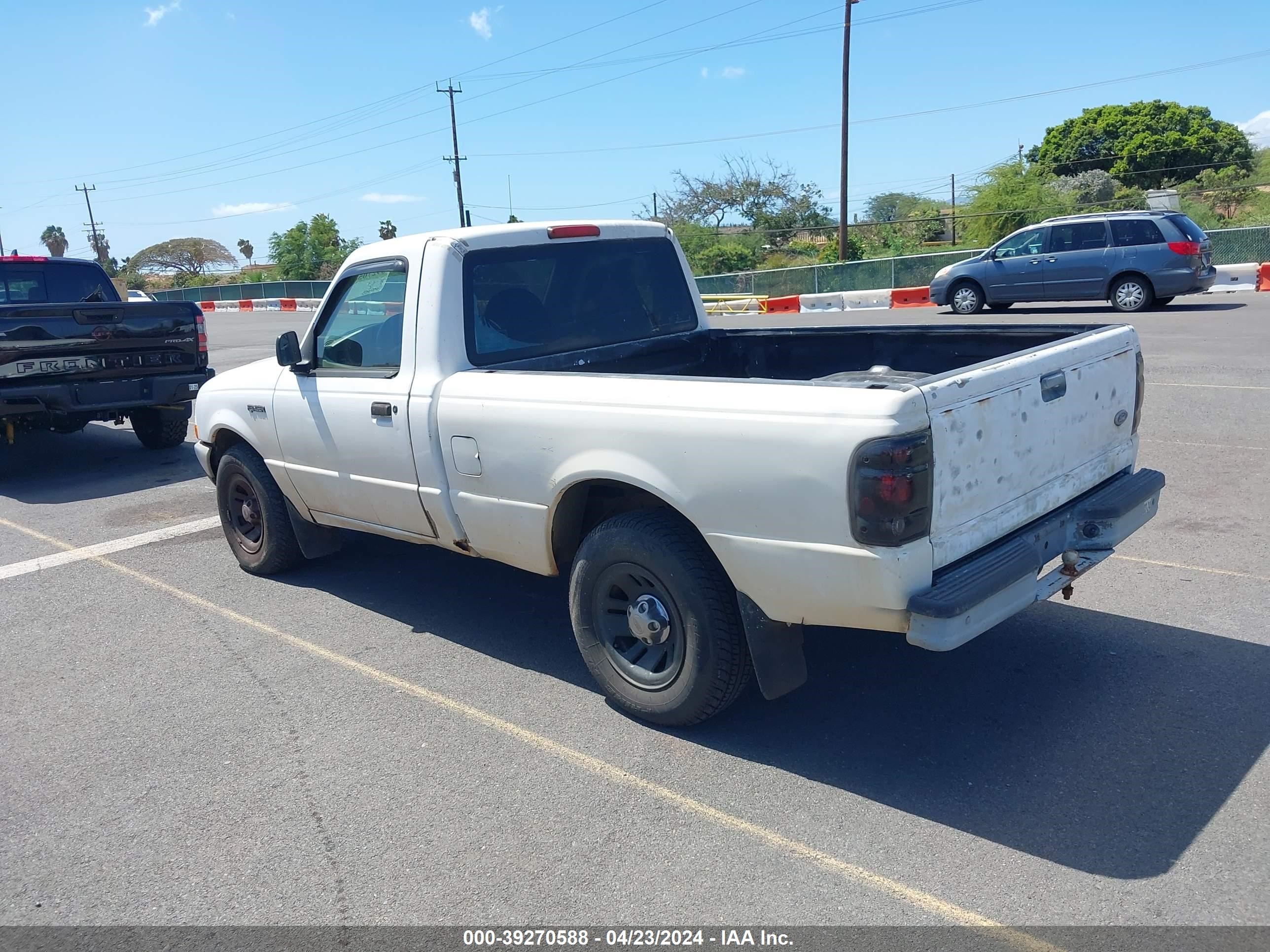 Photo 2 VIN: 1FTYR10V6XUA36949 - FORD RANGER 