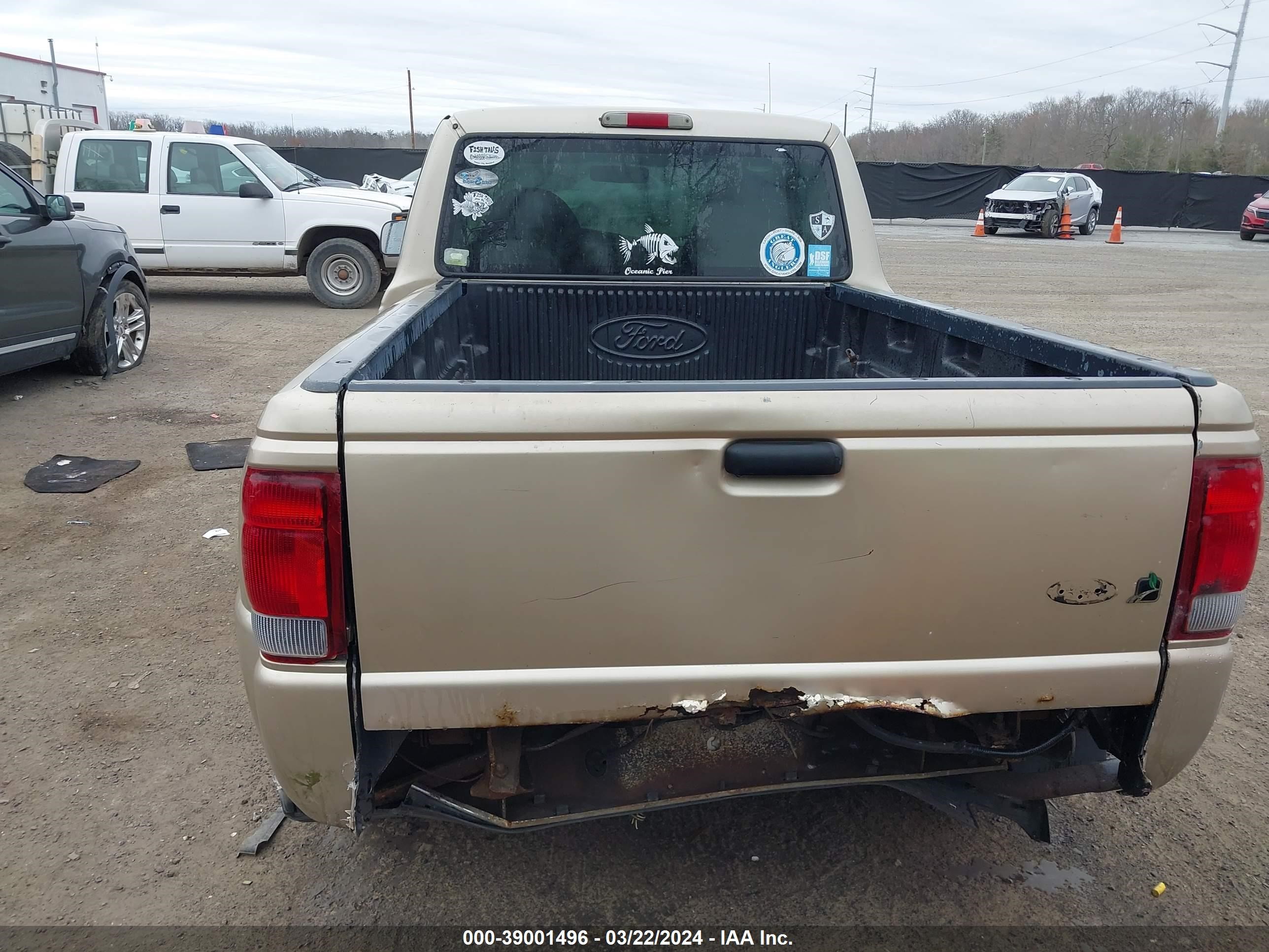 Photo 15 VIN: 1FTYR10V9YPA53311 - FORD RANGER 