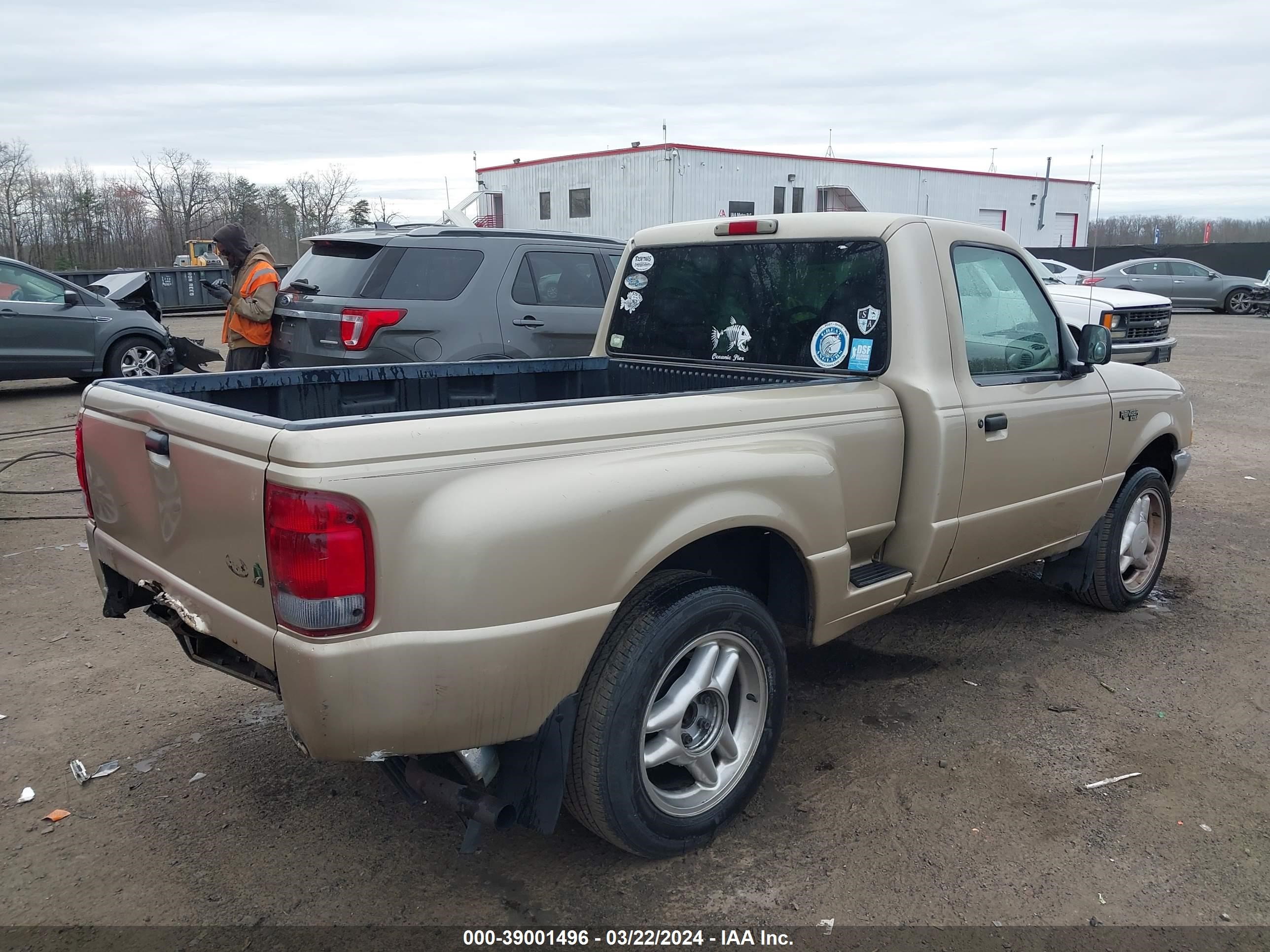 Photo 3 VIN: 1FTYR10V9YPA53311 - FORD RANGER 