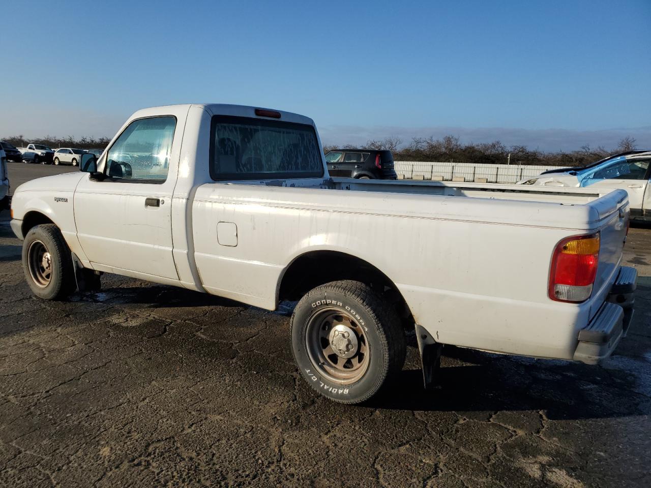 Photo 1 VIN: 1FTYR10X4XUB85989 - FORD RANGER 