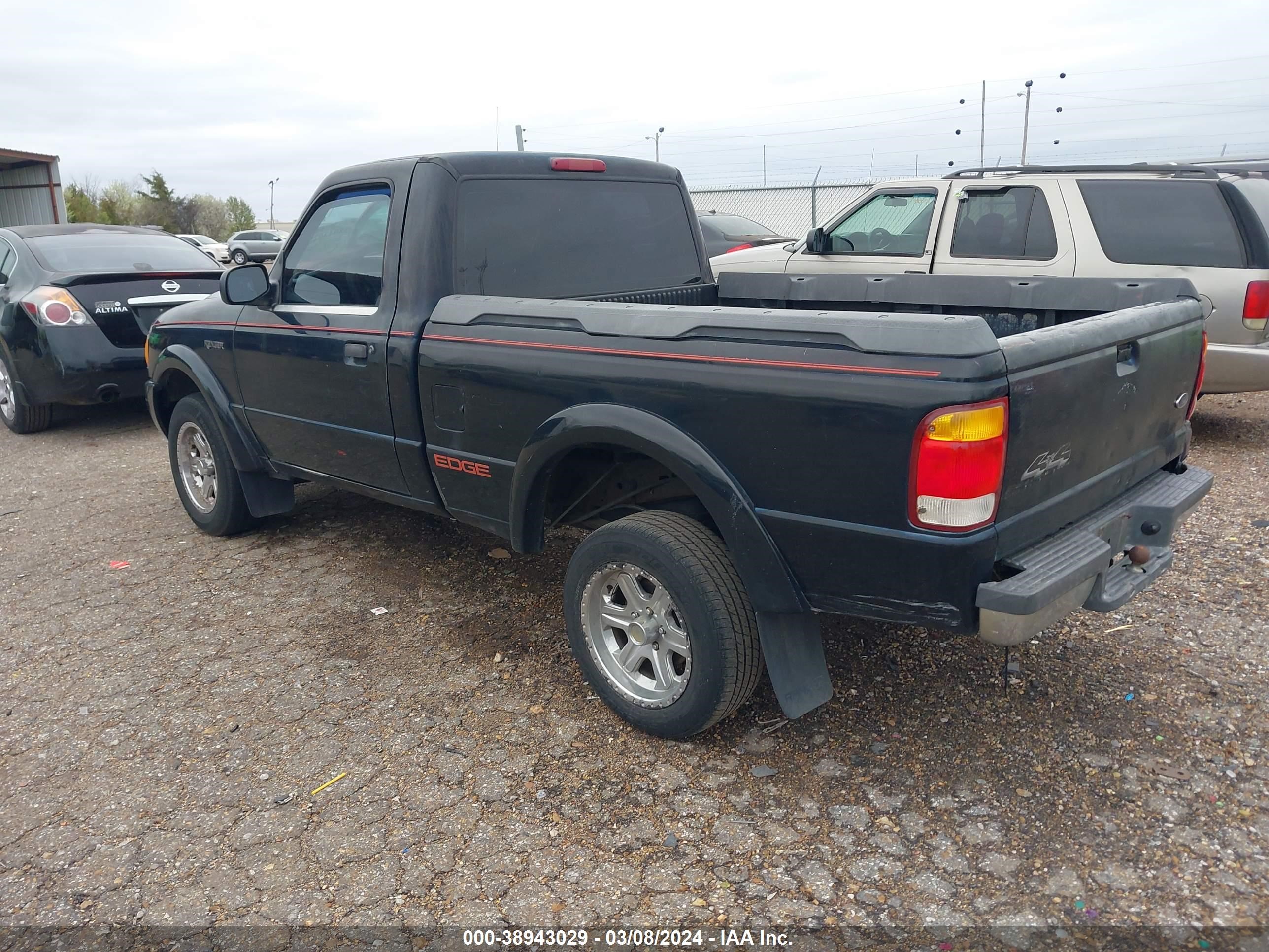 Photo 2 VIN: 1FTYR11U11PA17477 - FORD RANGER 