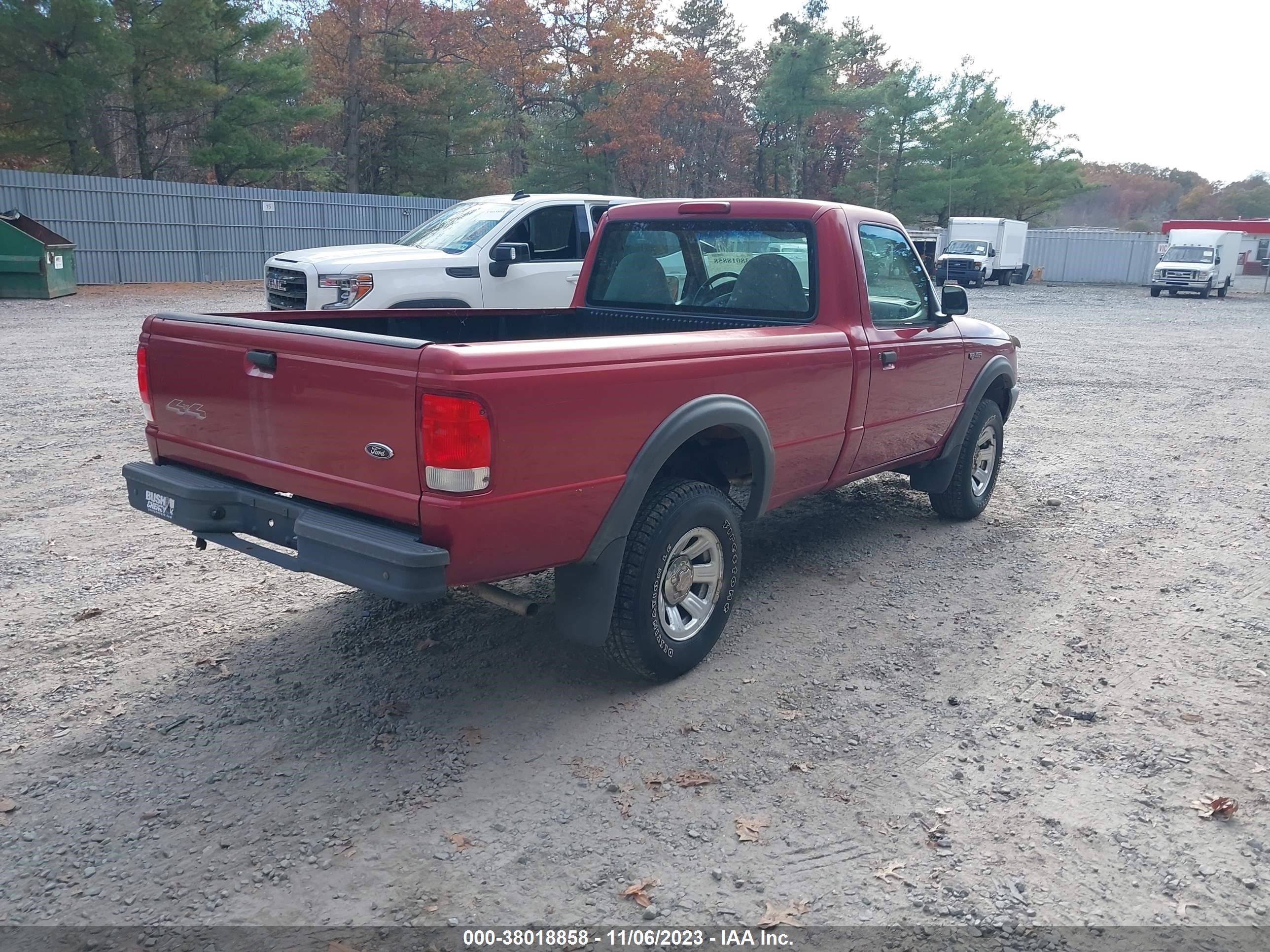 Photo 3 VIN: 1FTYR11V7YTA77516 - FORD RANGER 