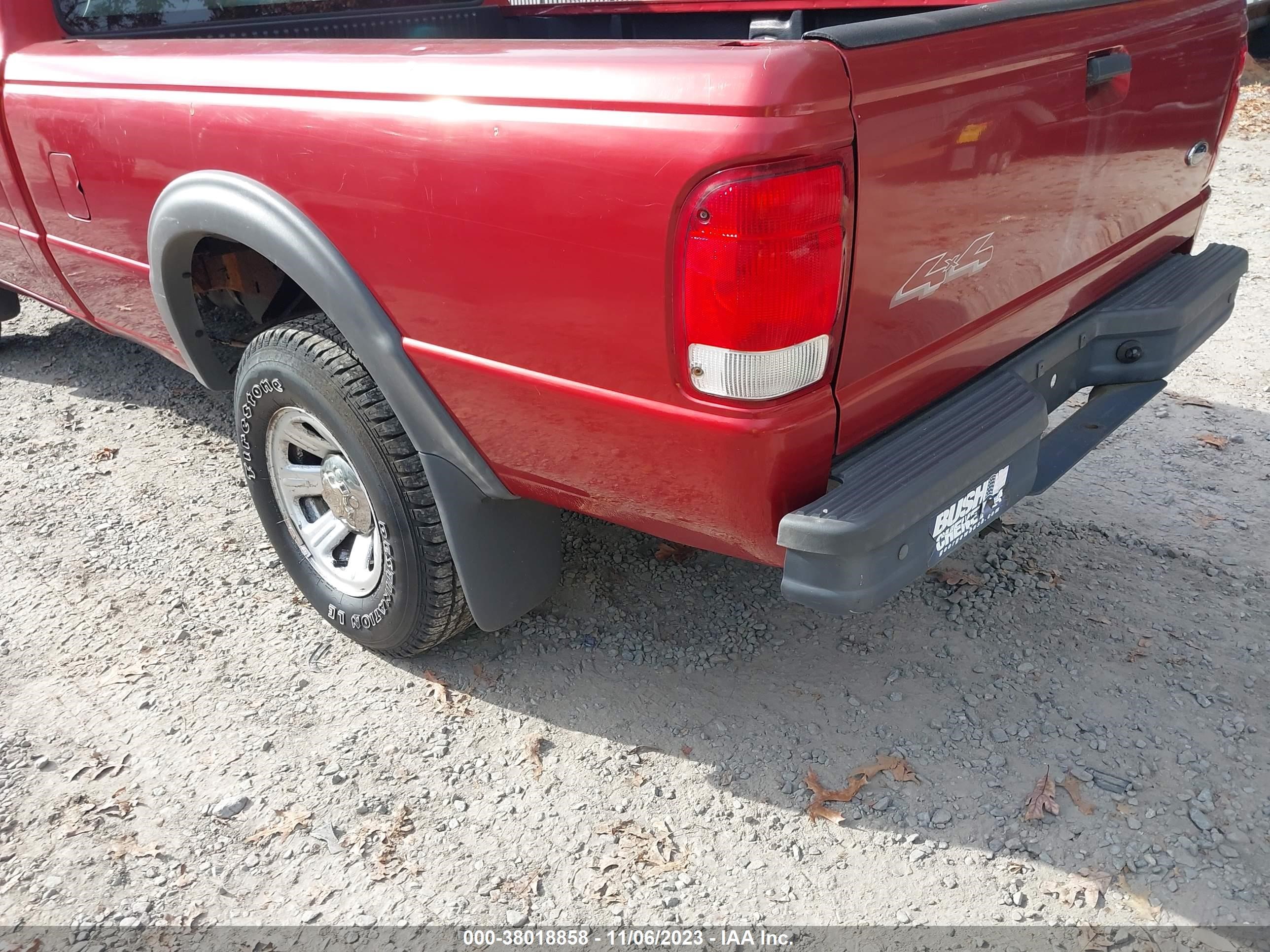 Photo 5 VIN: 1FTYR11V7YTA77516 - FORD RANGER 