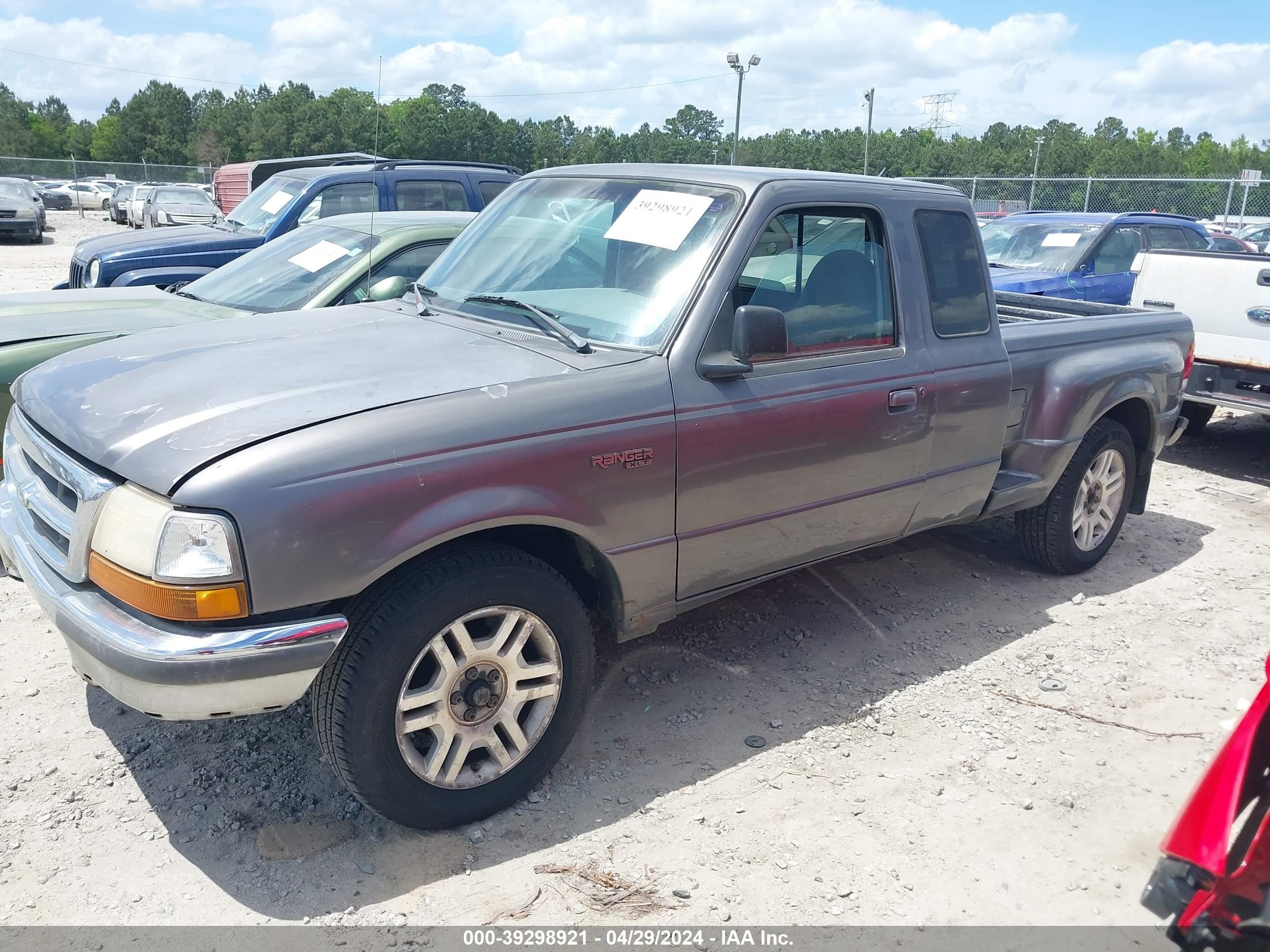 Photo 1 VIN: 1FTYR14C4WTA12243 - FORD RANGER 