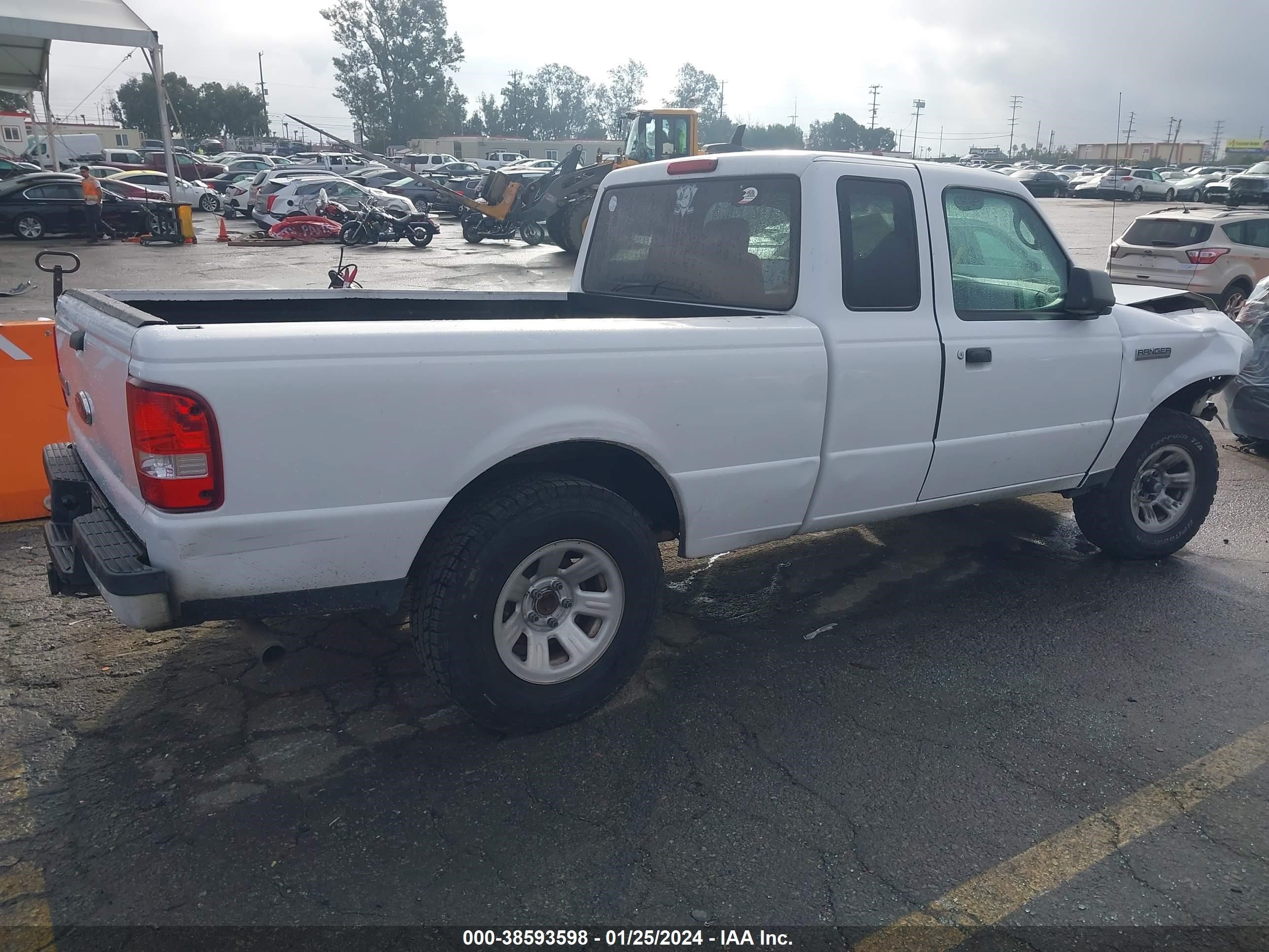 Photo 3 VIN: 1FTYR14D59PA17263 - FORD RANGER 